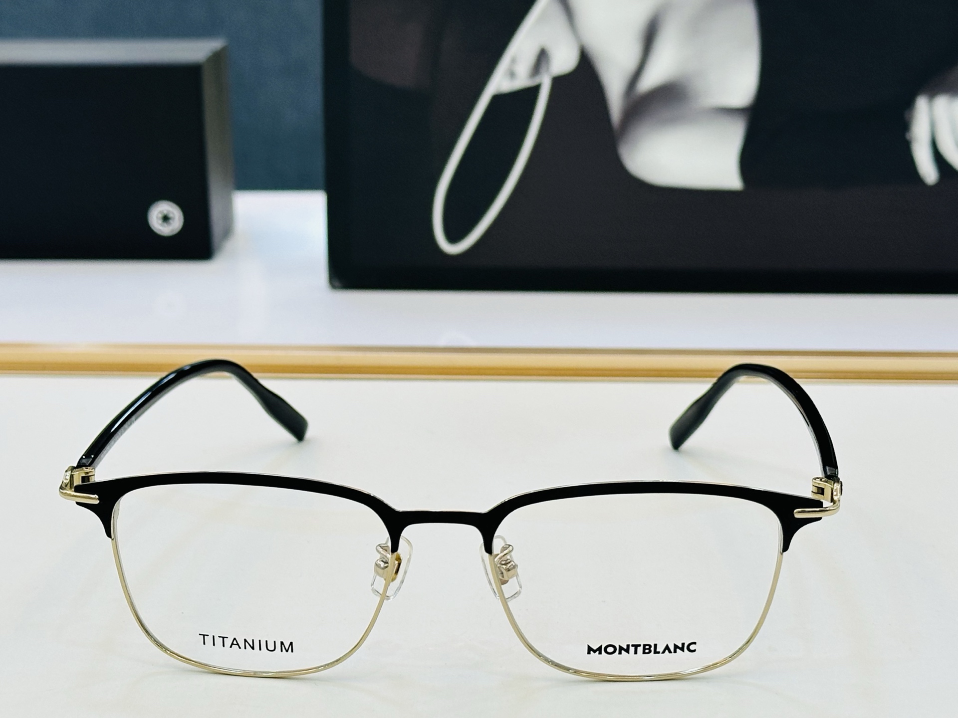 官网新品 MONTBLANC 万宝龙 MB0490OA Size：54口18-145   做工精良 👍👍W 完美电镀 配