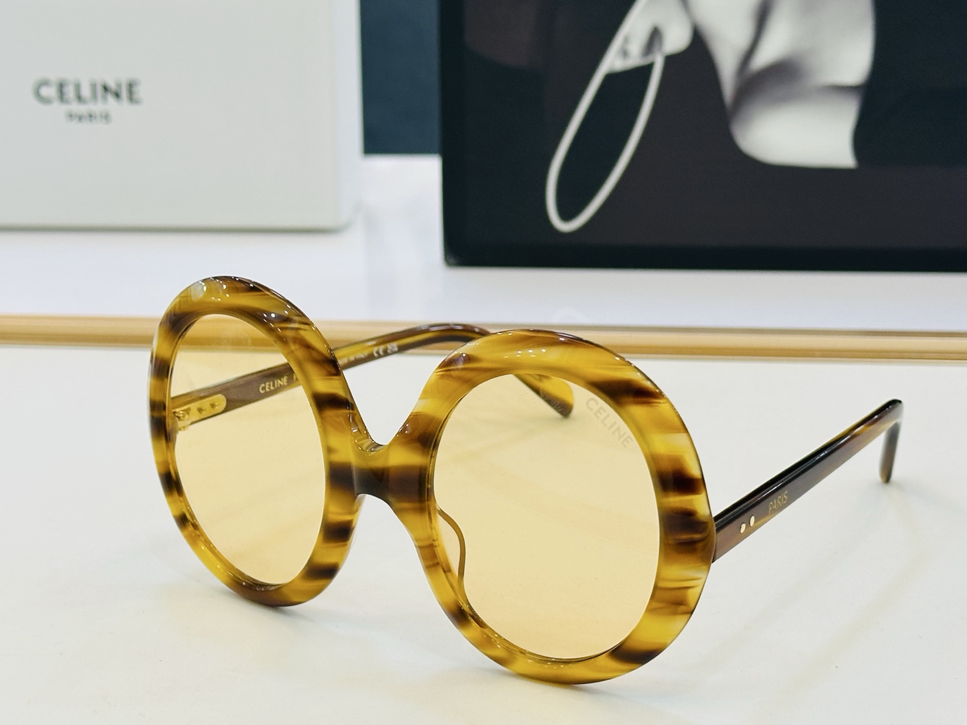 【CELINE】赛琳 CL40345 Size：51口24-140 一直热销的款式 欧美风 光泽度好 质感强  J工艺超