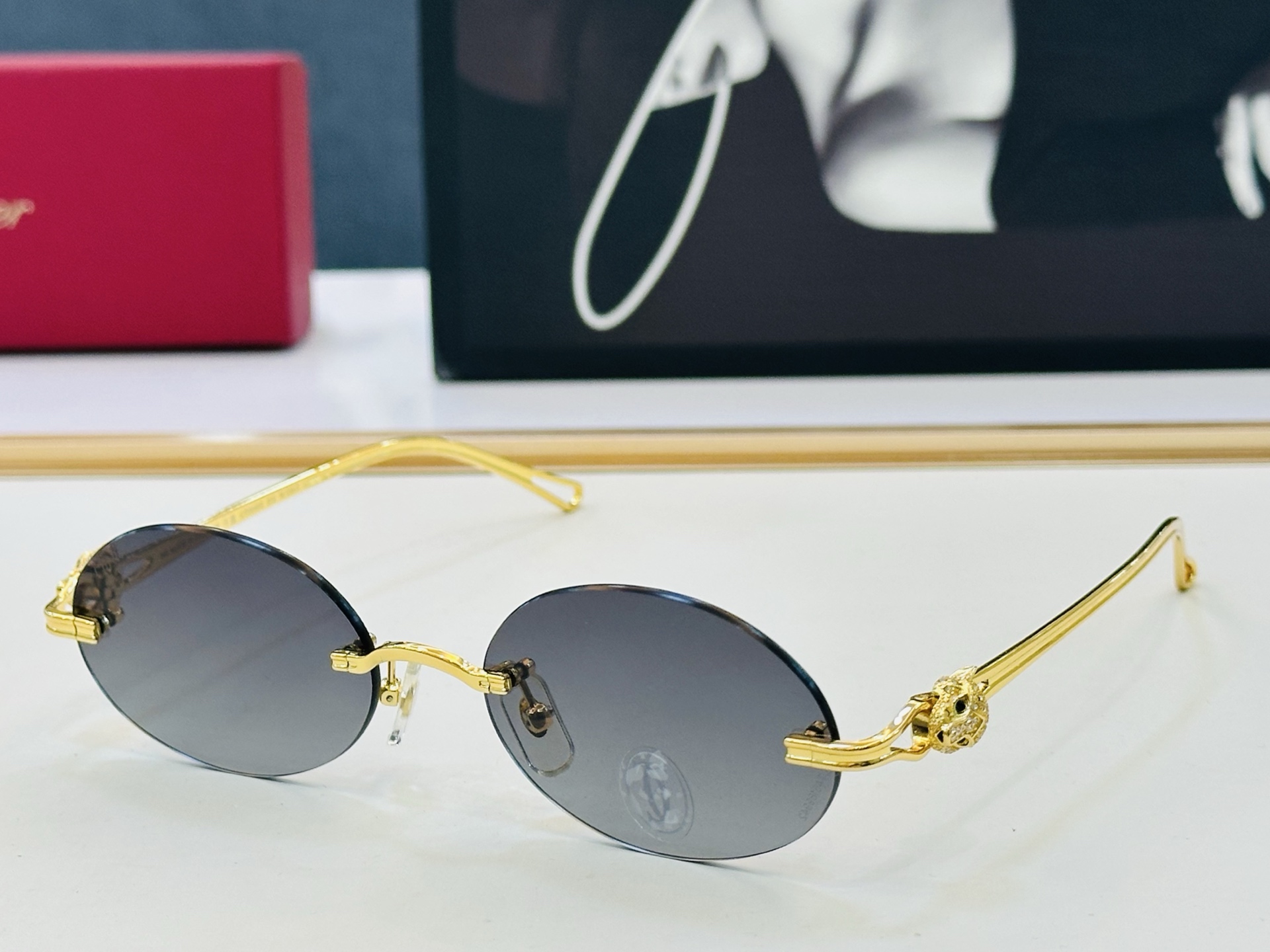 Cartie* 卡家 太阳镜 CT0648S Size：54口18-140 电镀工艺精湛气质十足！一男女同款 🆕 
