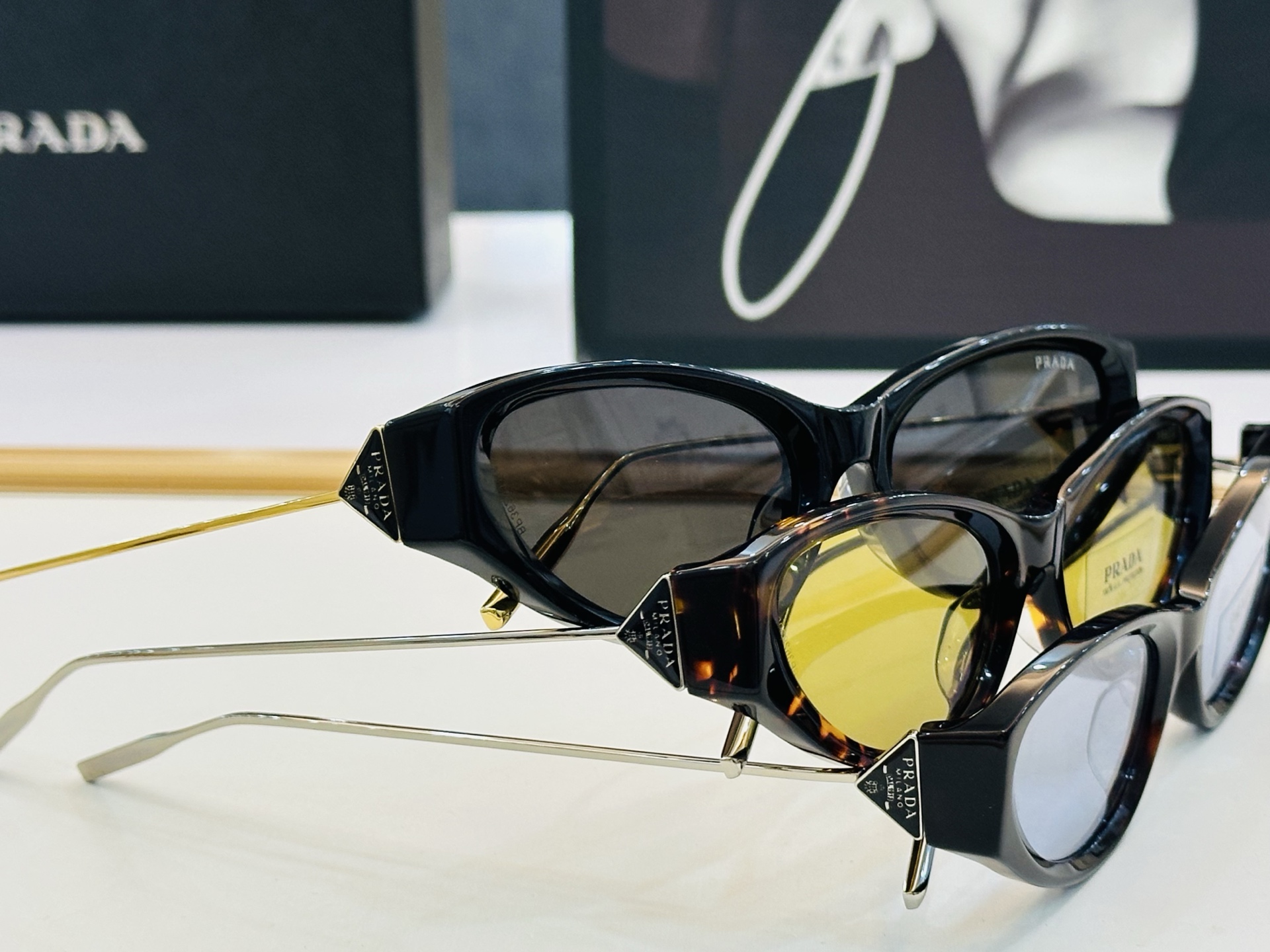 🔺🆕 PRAD*🔻普家 🆕 PR D26S Size：60口20-140 眼镜系列堪称精湛制作 彰显独特个 一最新推出火