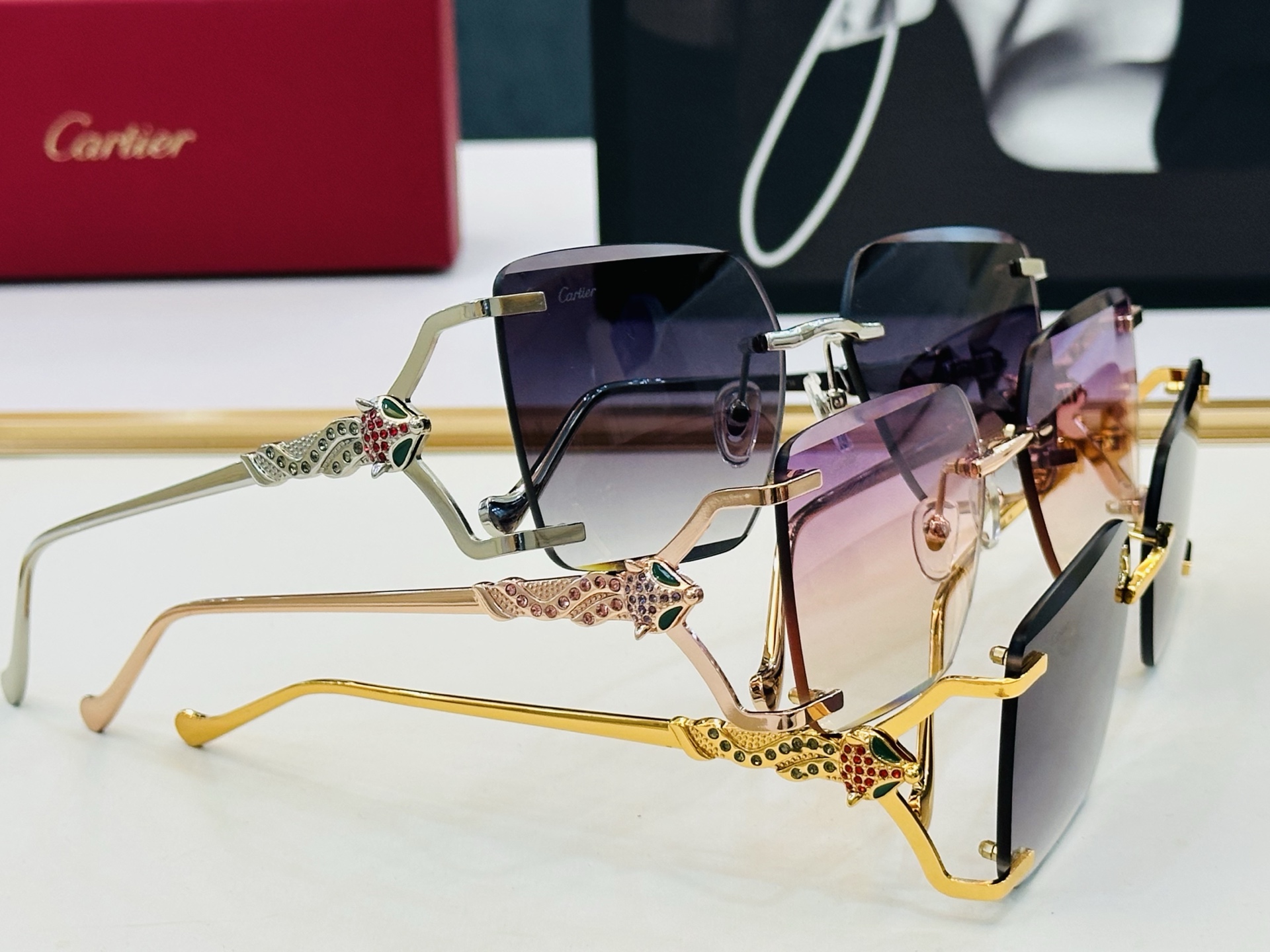 🆕 原版Cartie* 卡家 官网经典款 太阳镜 CT7186S Size：59口17-138  电镀工艺精湛大牌品 X