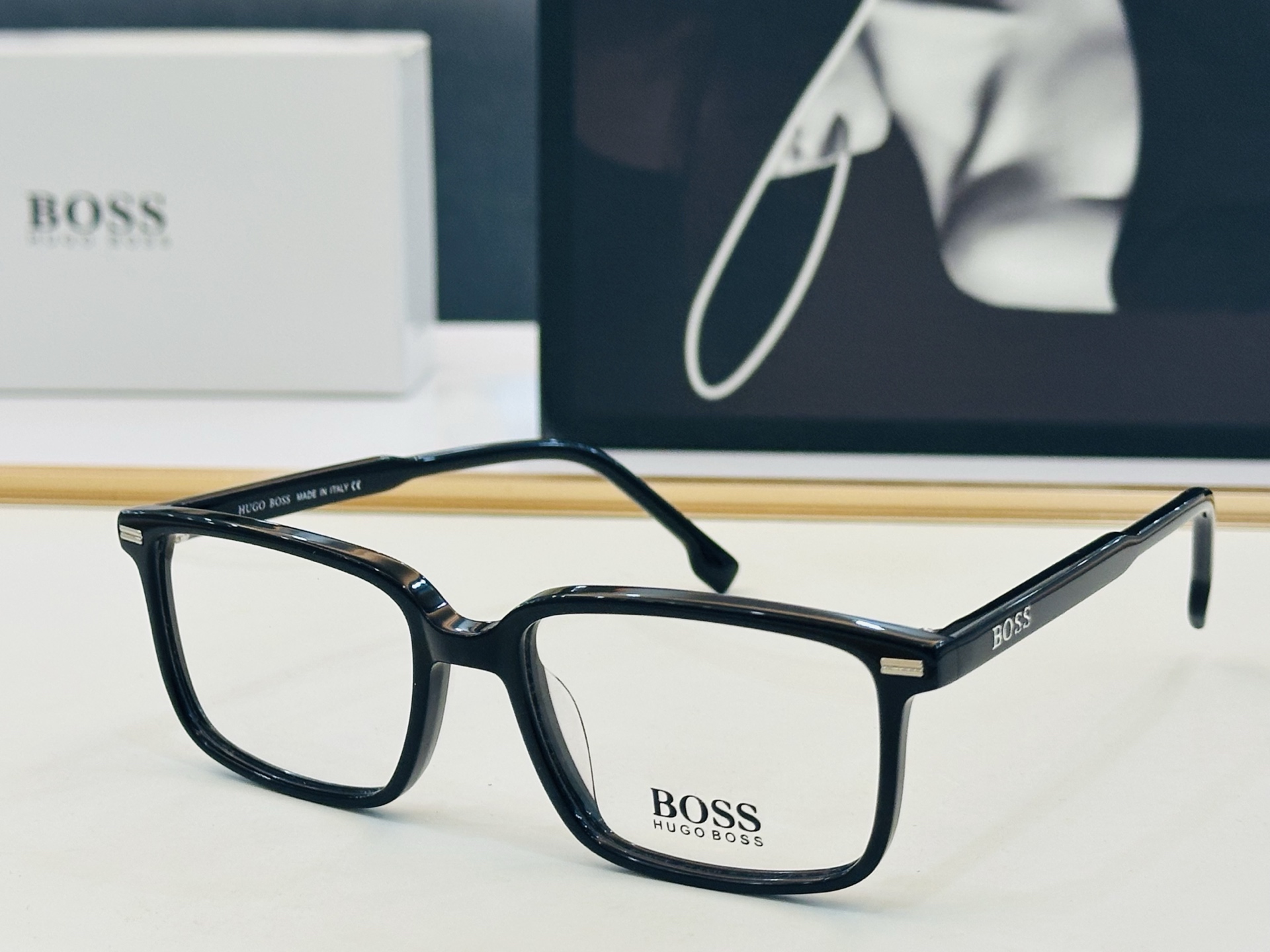 🆕 BOSS B1884 Size:53口17-140 🕶🕶💋💋👣👣 不挑脸 🍁经典不过时框型 L品质优良 配光 🆕 BOSS B1884 Size:53口17-140 🕶🕶💋💋👣👣 不挑脸 🍁经典不过时框型 L品质优良 配光