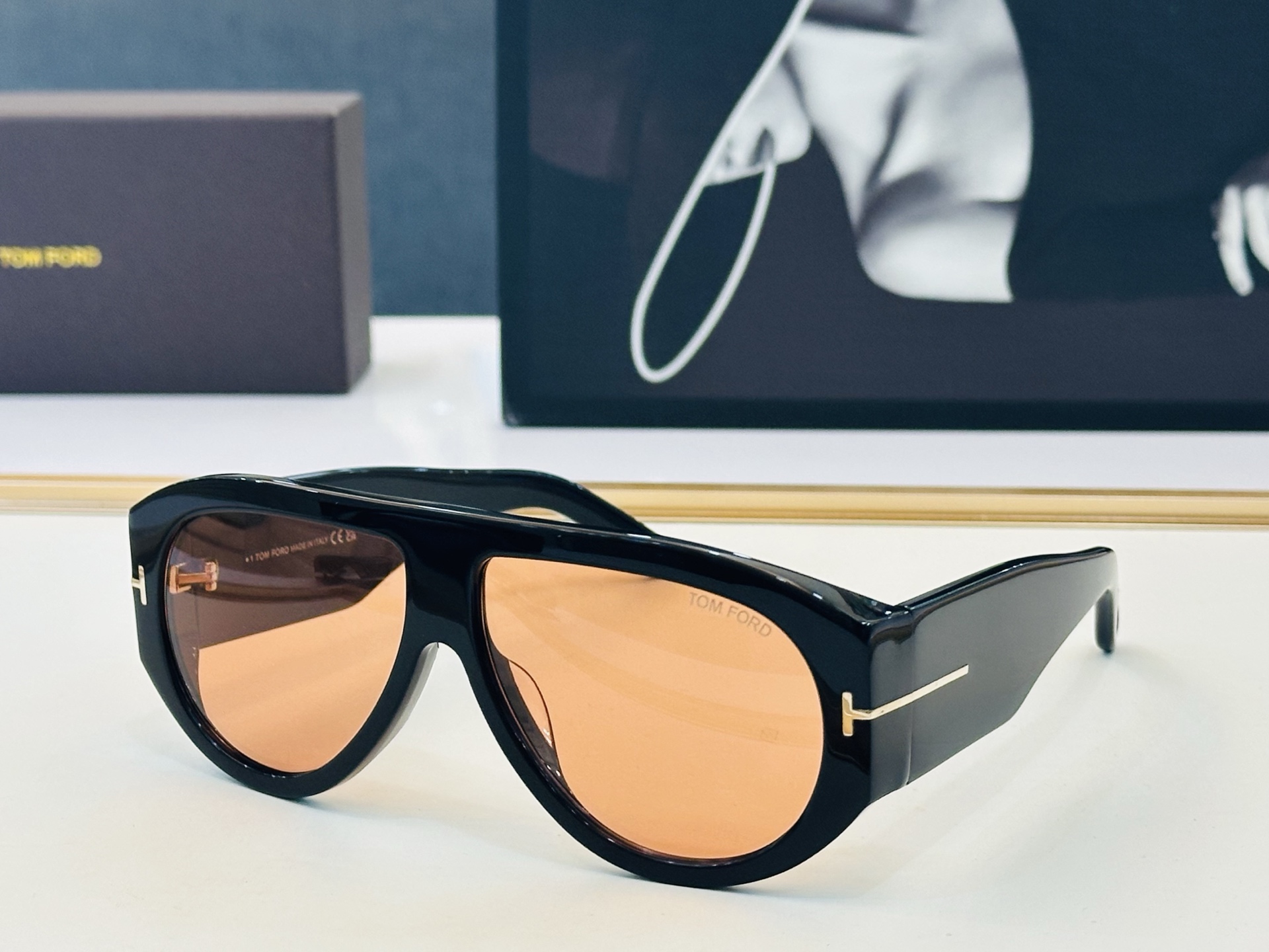 🆕款 TOM FORD🏇汤姆家 MODEL:FT1044 Size：60口12-140 🈷️😍时尚潮流 H太阳镜 