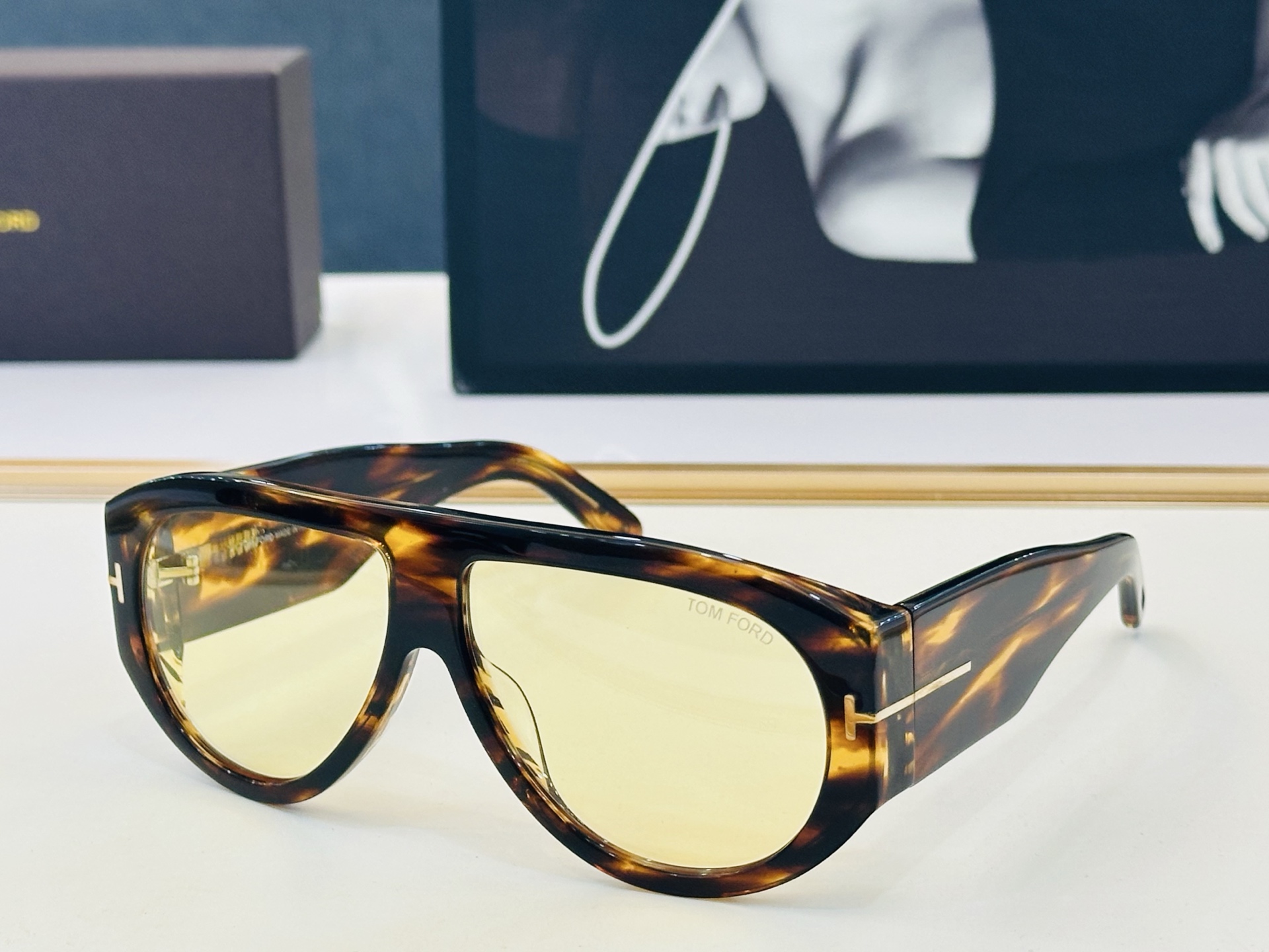 🆕款 TOM FORD🏇汤姆家 MODEL:FT1044 Size：60口12-140 🈷️😍时尚潮流 H太阳镜 