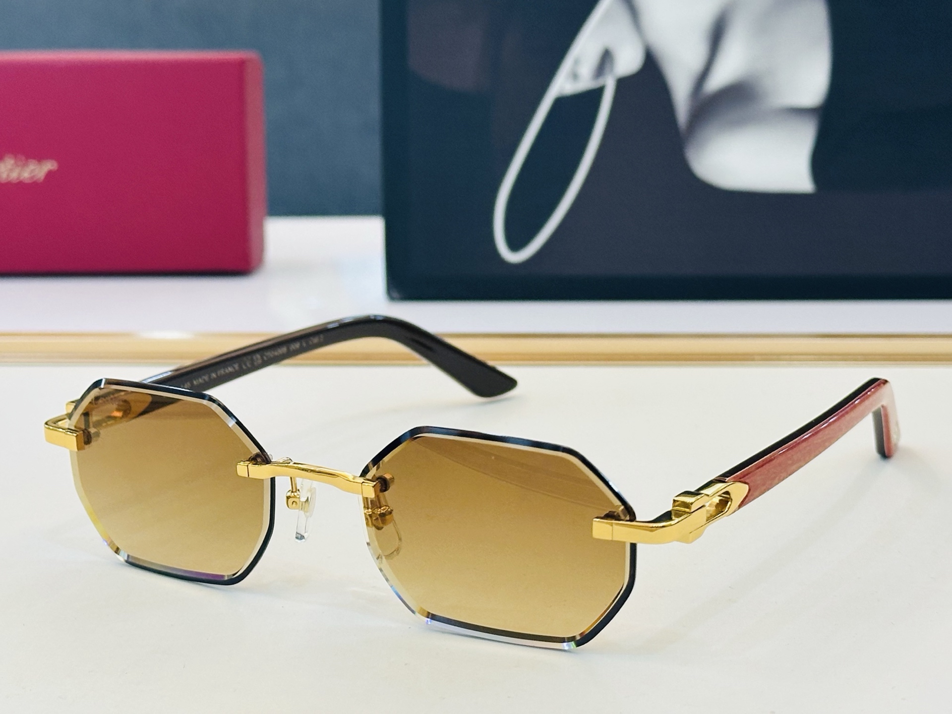 🆕 原版Cartie* 卡家 官网经典款 太阳镜 CT0439S Size：54口19-145  电镀工艺精湛大牌品 H