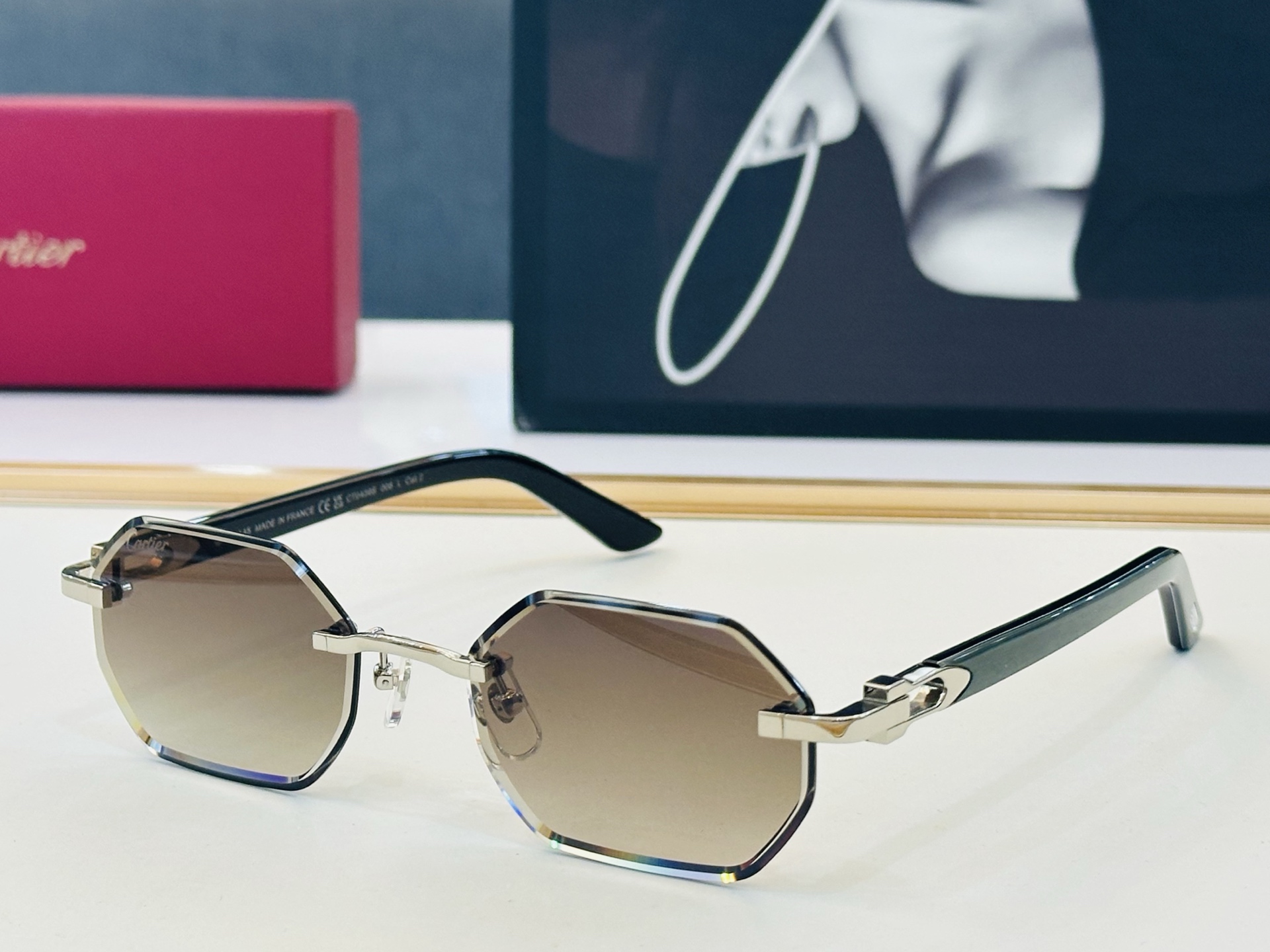 🆕 原版Cartie* 卡家 官网经典款 太阳镜 CT0439S Size：54口19-145  电镀工艺精湛大牌品 H