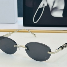 🔻🔻🔻DIO* 迪家 2300UCR Size:57口19-145 春夏款墨镜 😎🔆。搭配镜腿精致 bm官网款 质量上佳 🔻🔻🔻DIO* 迪家 2300UCR Size:57口19-145 春夏款墨镜 😎🔆。搭配镜腿精致 bm官网款 质量上佳