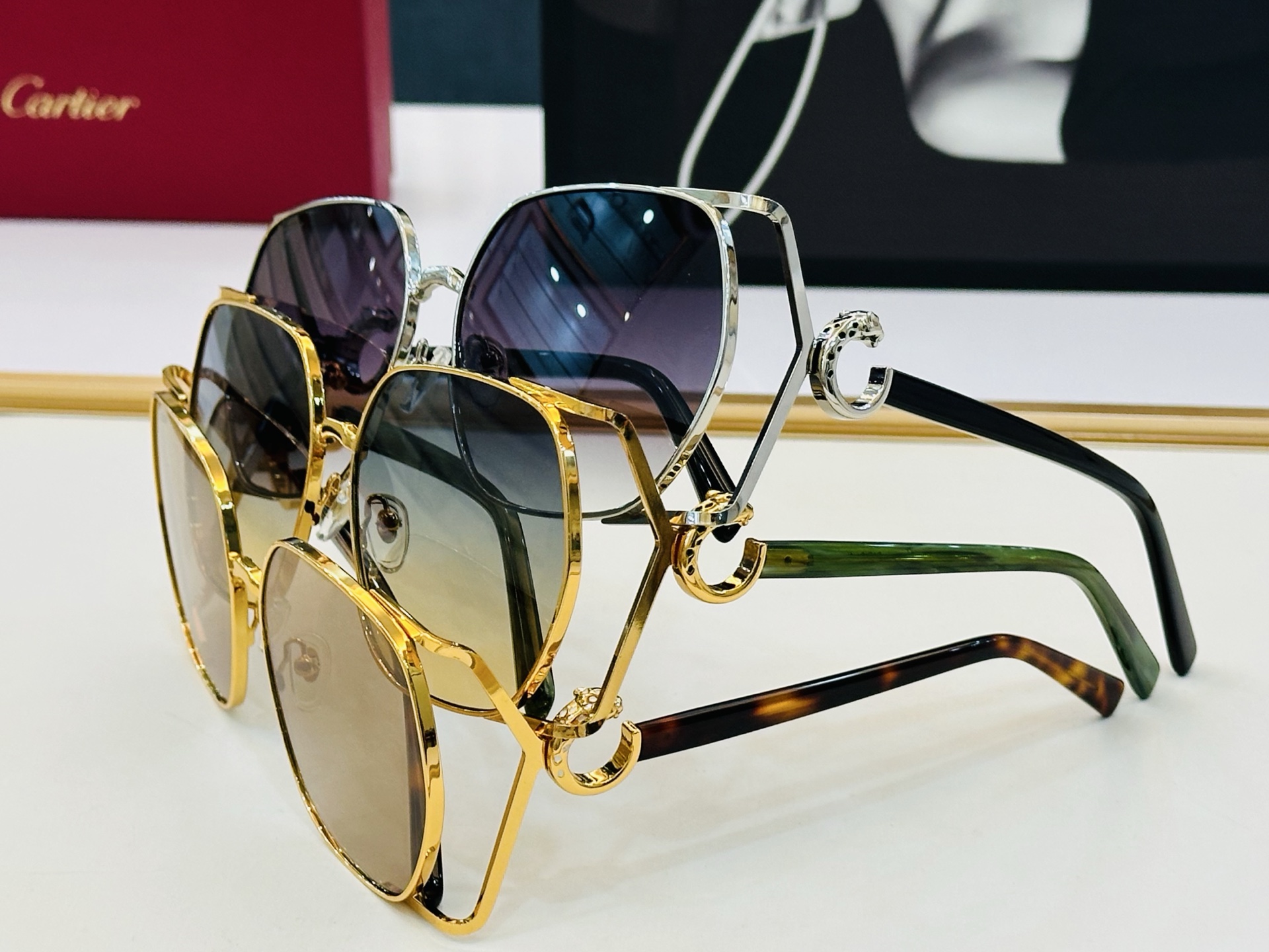🆕 原版Cartie* 卡家 官网经典款 太阳镜 CT7197S Size：63口15-138  电镀工艺精湛大牌品 X