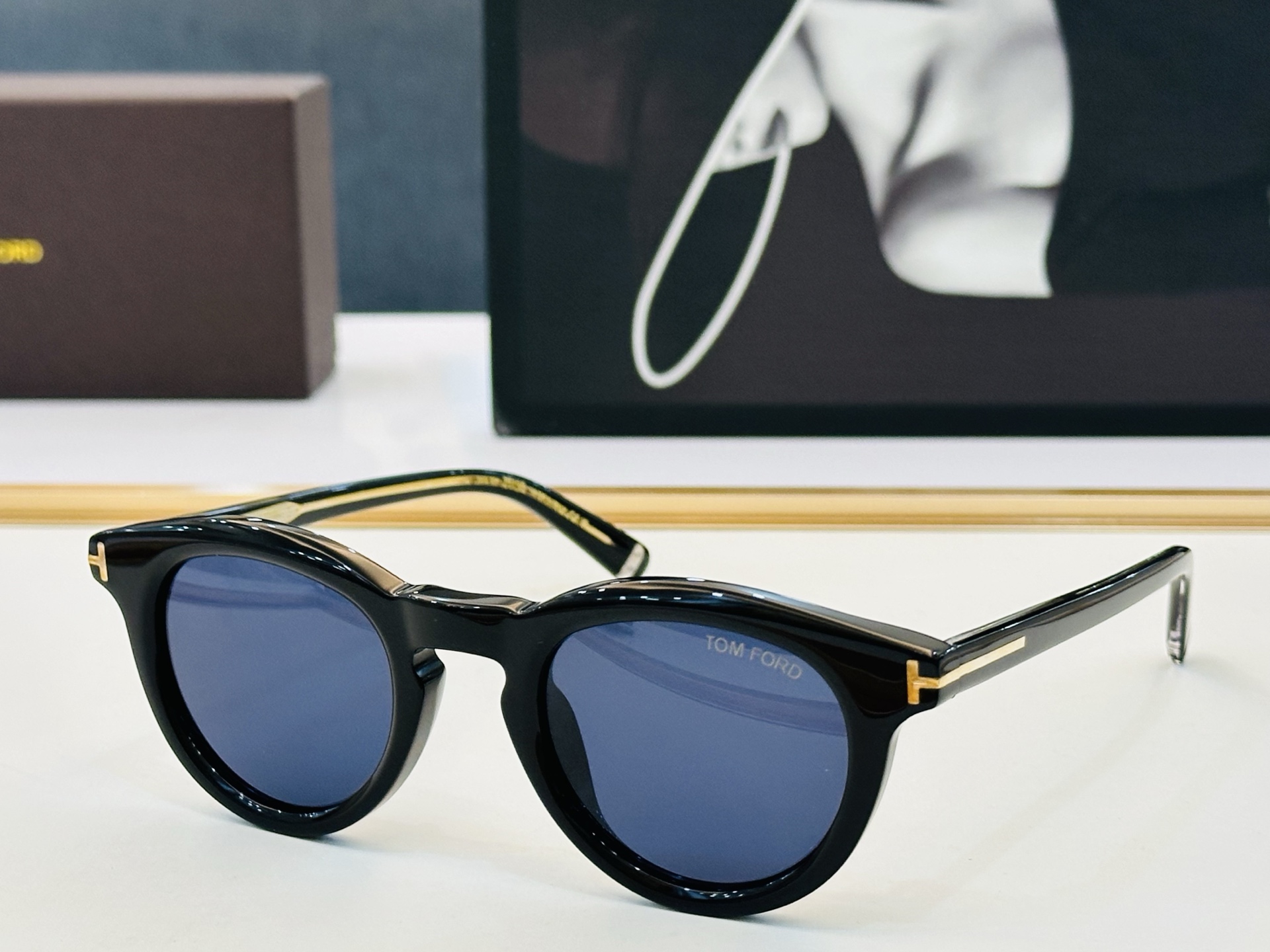 🔺TOM FOR*🔻 汤姆家 官网新款 TF1325 Size：47口23-140  经典时尚 🔝🔝H采用时下最流😍 