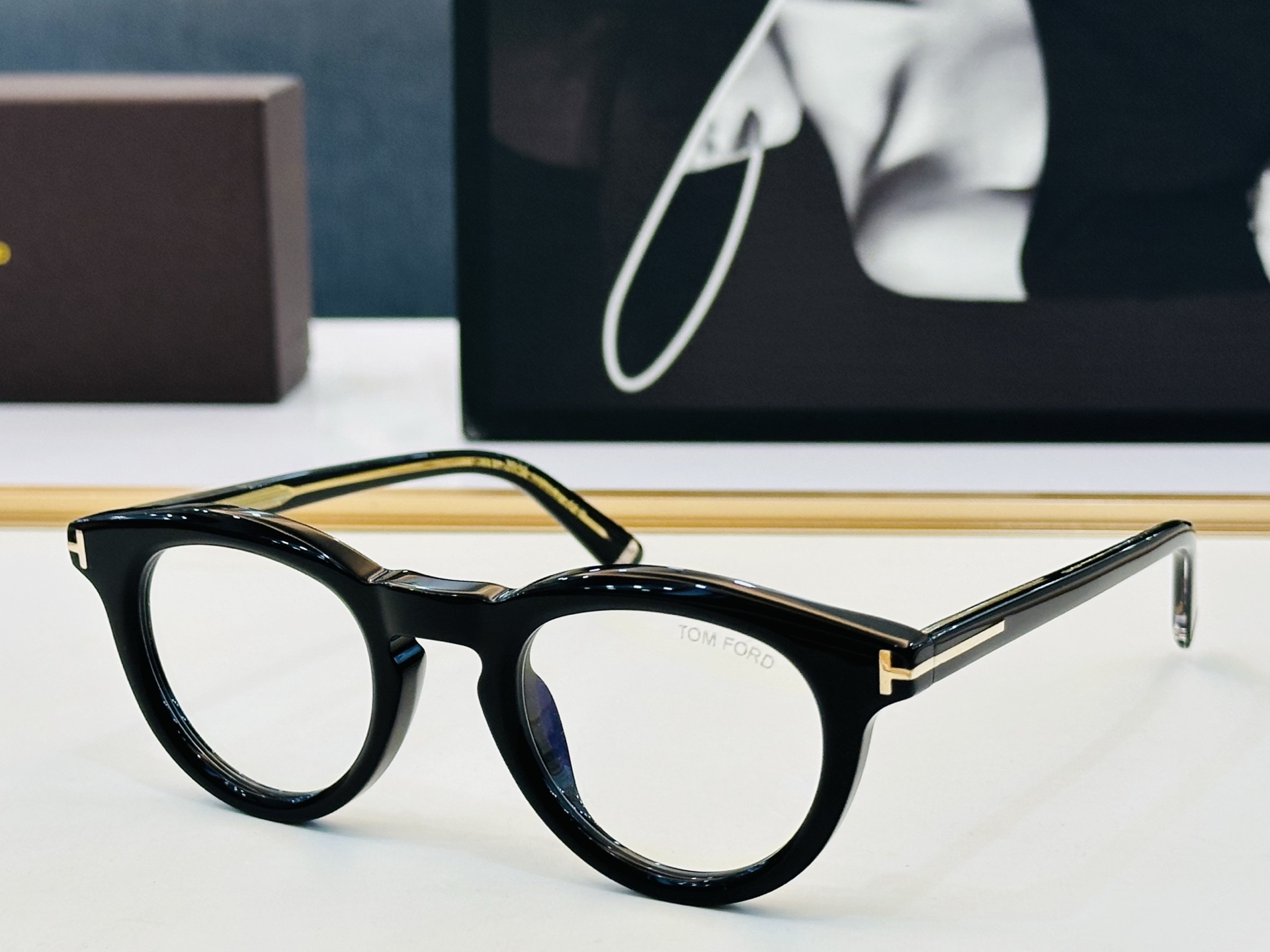 🔺TOM FOR*🔻 汤姆家 官网新款 TF1325 Size：47口23-140  经典时尚 🔝🔝H采用时下最流😍 