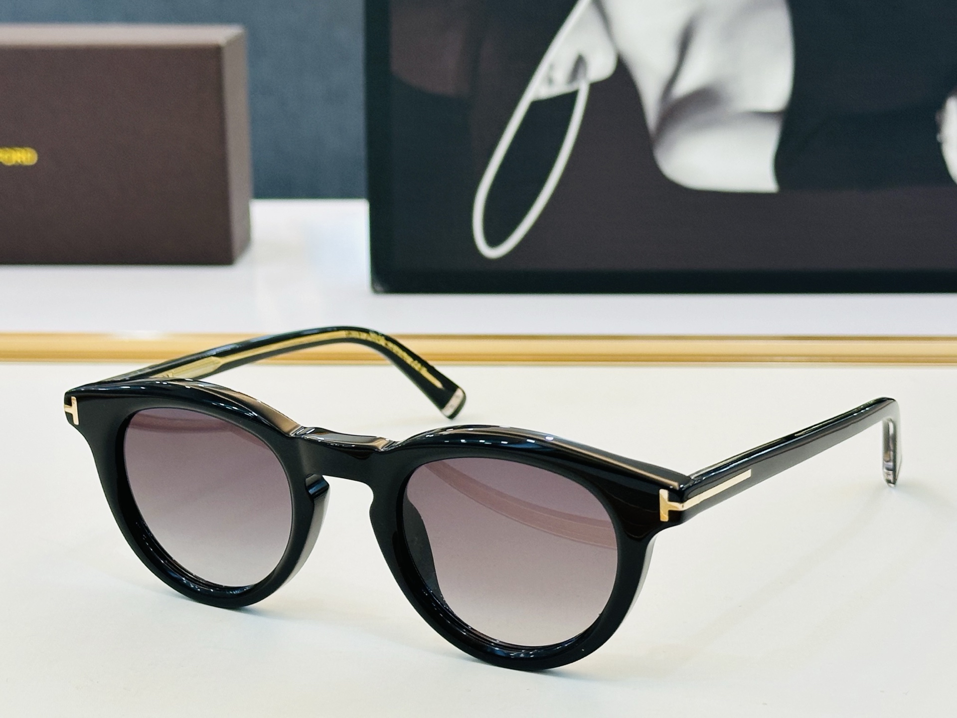 🔺TOM FOR*🔻 汤姆家 官网新款 TF1325 Size：47口23-140  经典时尚 🔝🔝H采用时下最流😍 