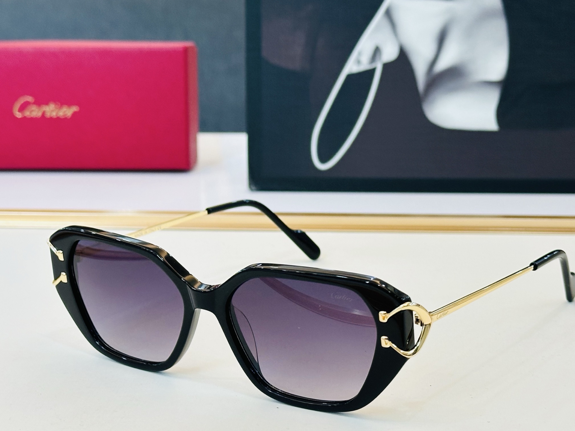 Cartie* 卡家 太阳镜 CT0590S Size：54口16-145 电镀工艺精湛气质十足！L男女同款 