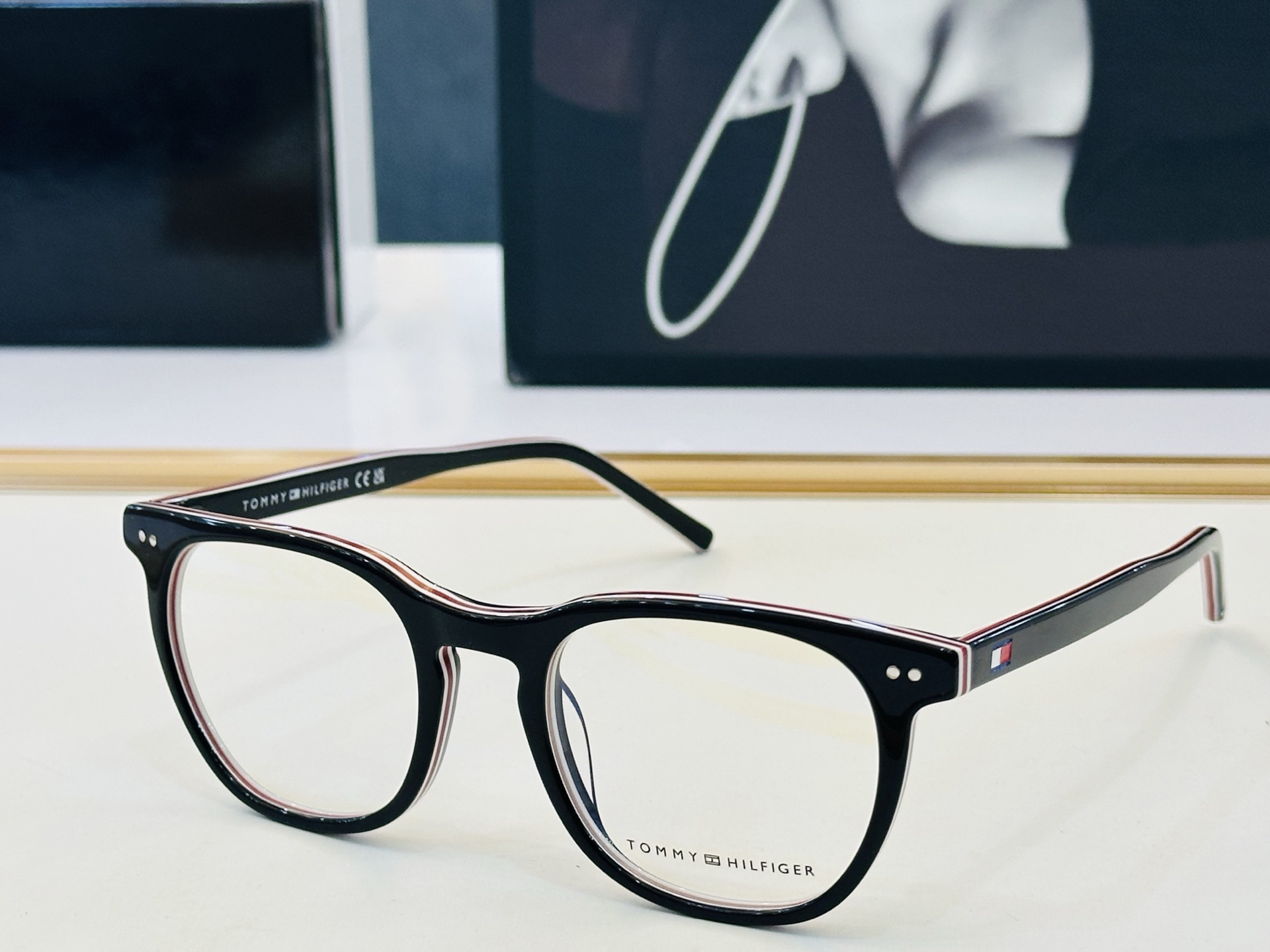 官网同步发售TOMMY HILFIGER 板材框 TH2187 SIZE：51口20-145 L简单大气 配光镜 
