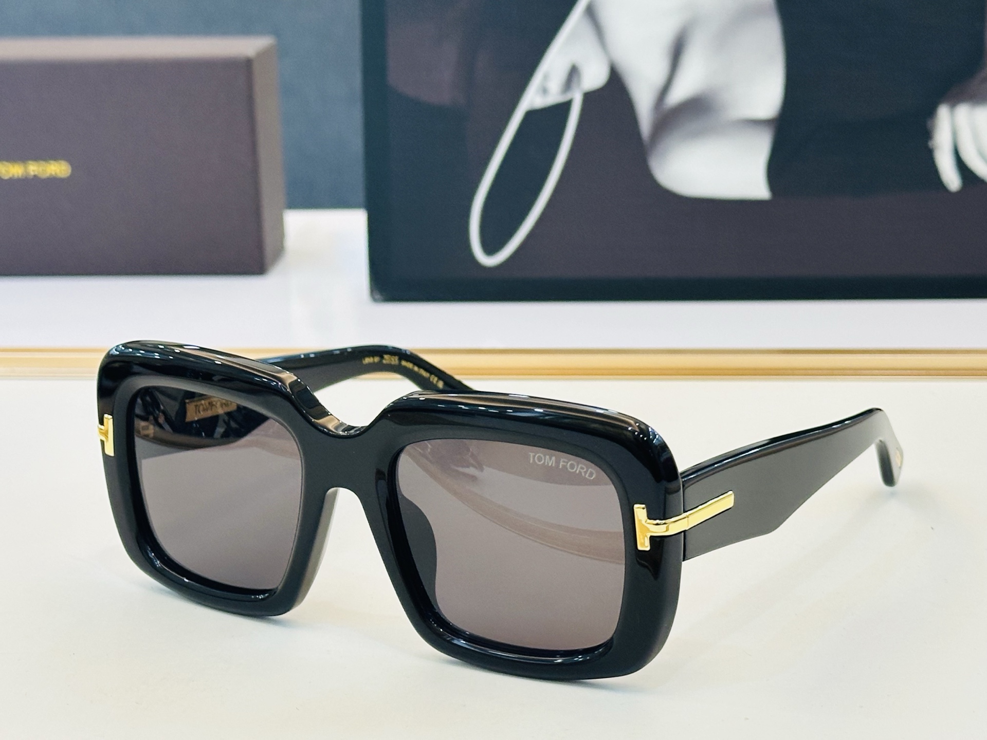 🆕款 TOM FORD🏇汤姆家 MODEL:TF1330  size：53口20-140  🈷️😍时尚潮流 H超轻 高品