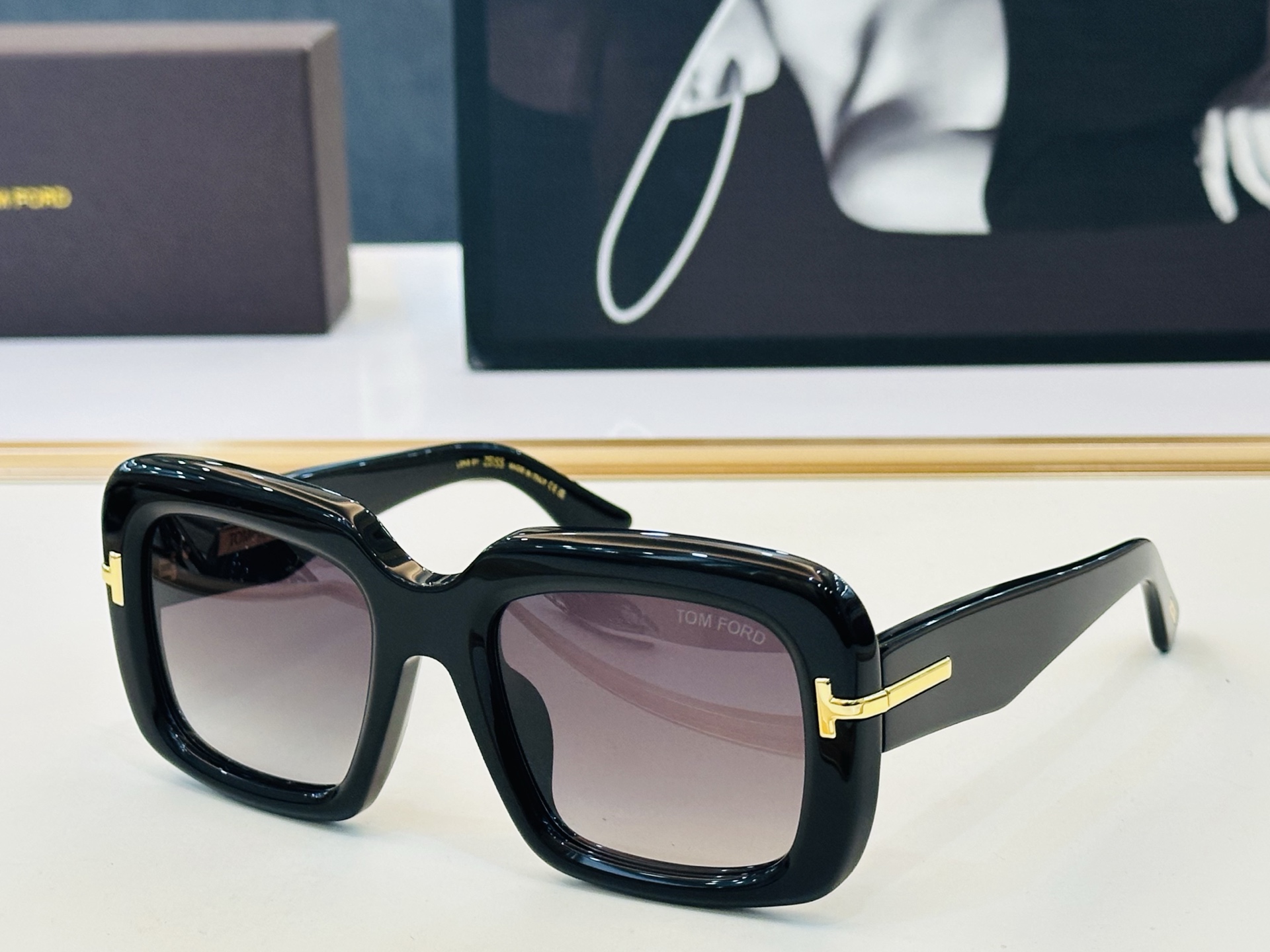 🆕款 TOM FORD🏇汤姆家 MODEL:TF1330  size：53口20-140  🈷️😍时尚潮流 H超轻 高品