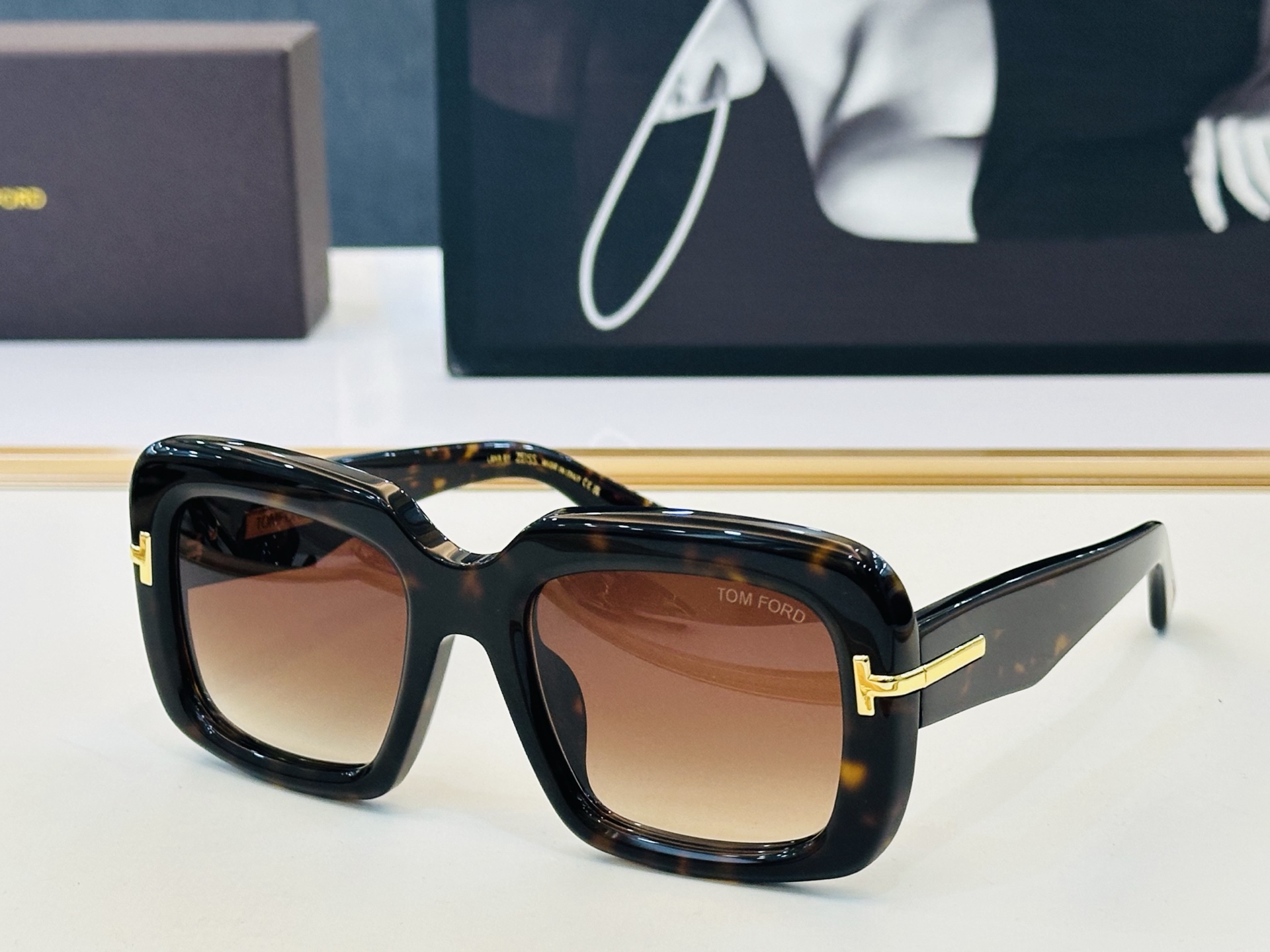 🆕款 TOM FORD🏇汤姆家 MODEL:TF1330  size：53口20-140  🈷️😍时尚潮流 H超轻 高品