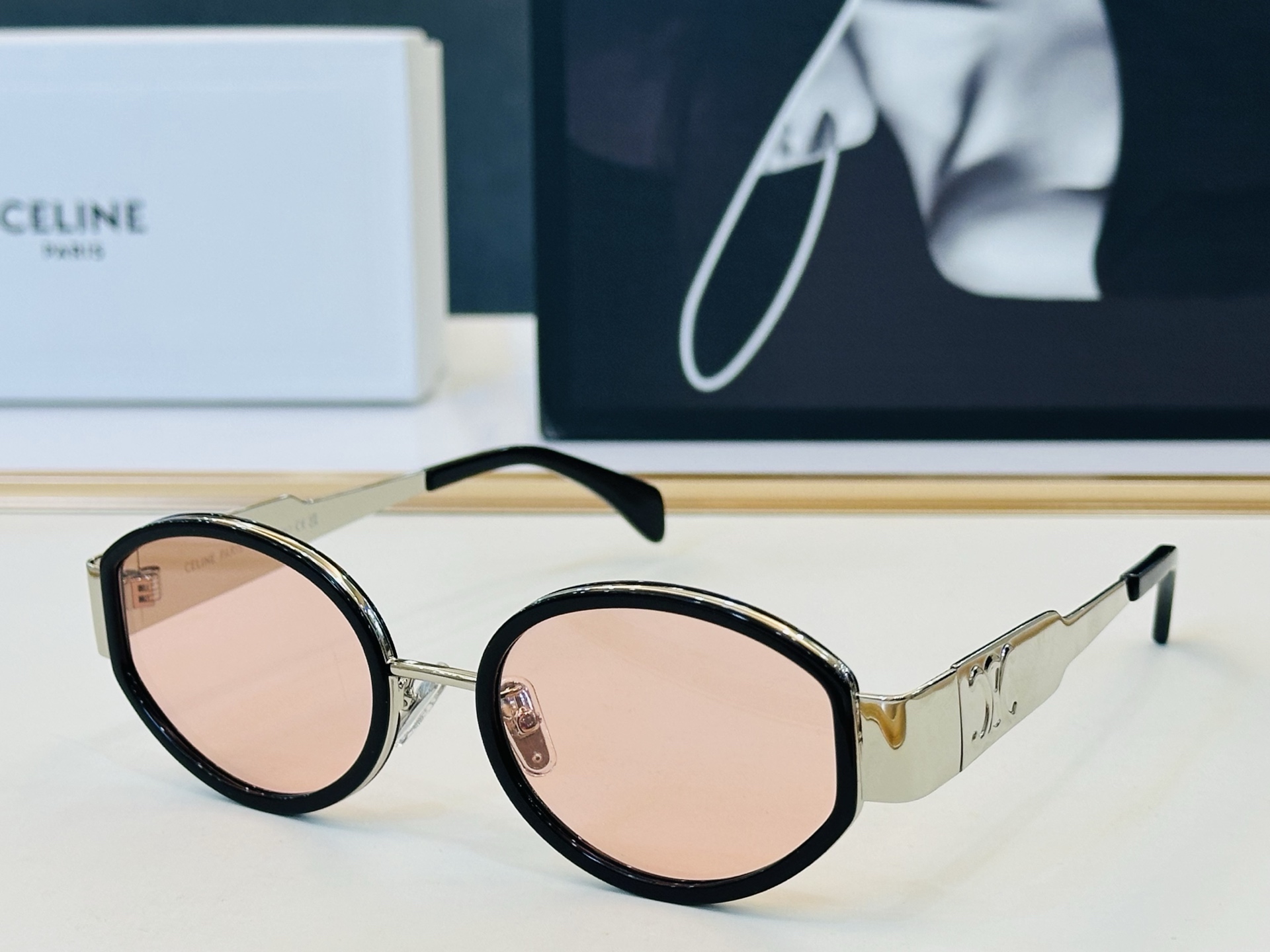 【CELINE】赛琳 CL40331F Size：54口21-145    一直热销的款式 欧美风 L光泽度好 质感强 