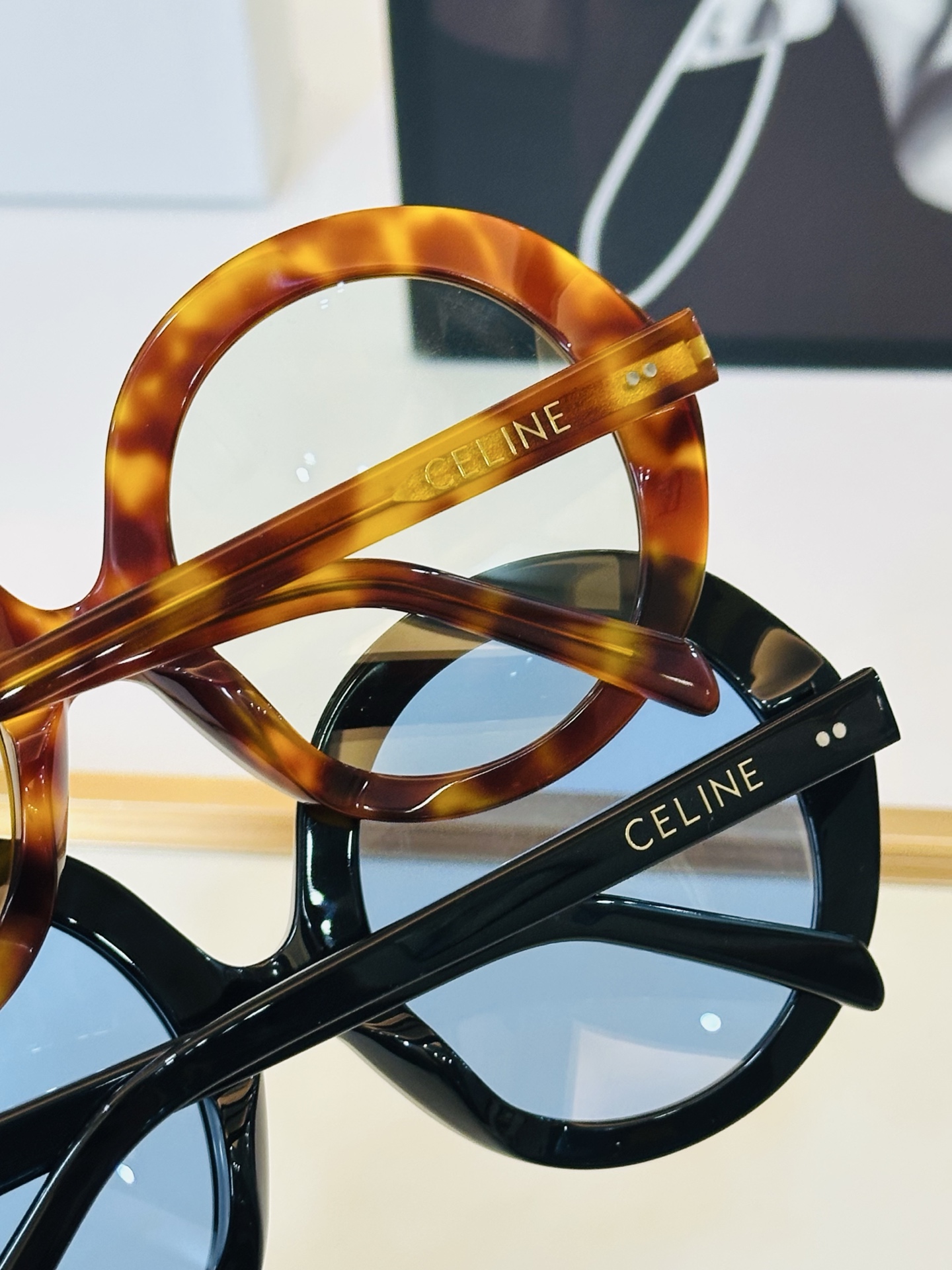 【CELINE】赛琳 CL40345 Size：60口24-130  一直热销的款式 欧美风 光泽度好 质感强  B工艺