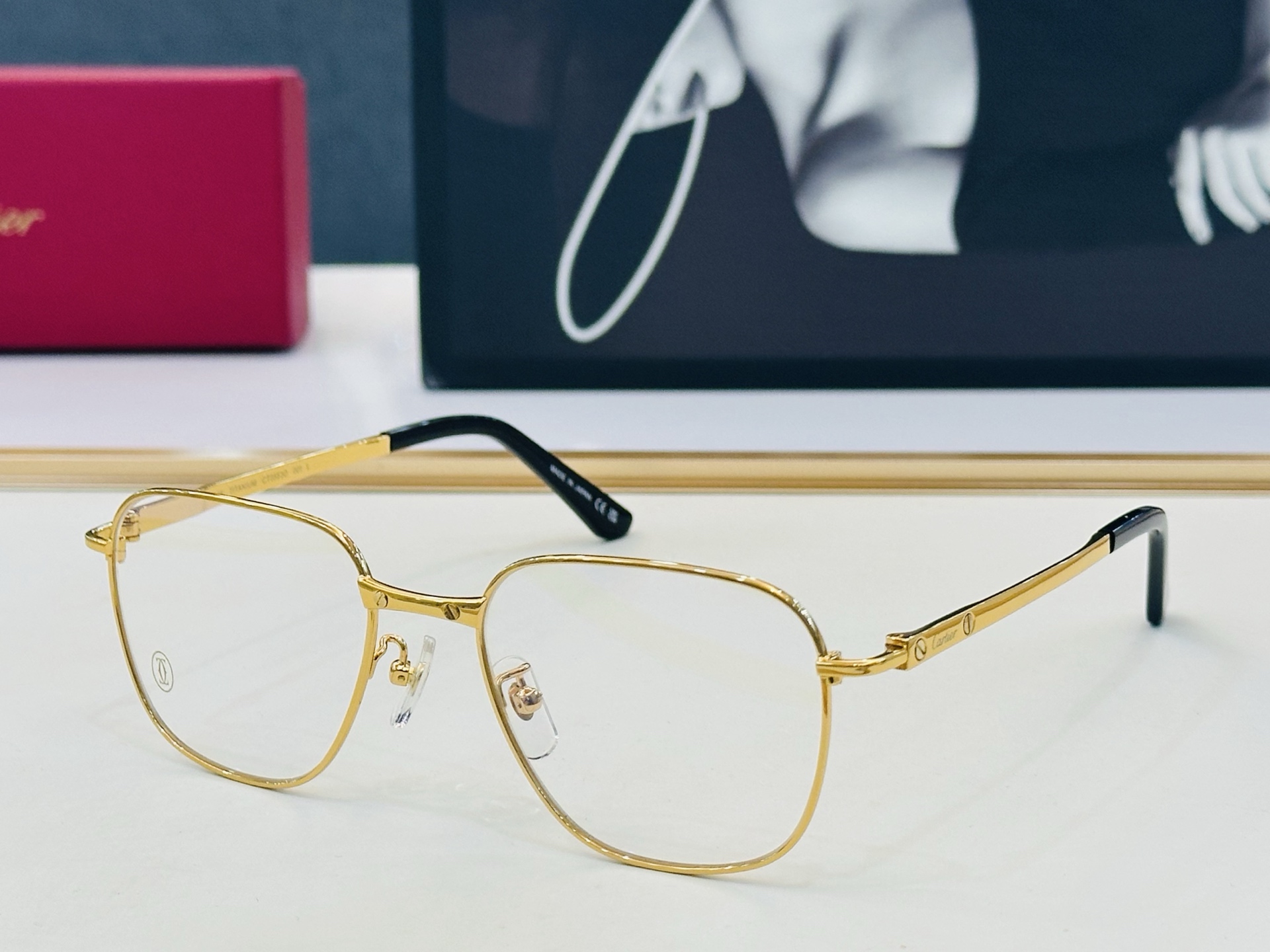 Cartier-卡家 ✨CT0553O Size：54口19-145 不挑脸型 简约大气 时尚休闲 钛架👌👃J框型简约 