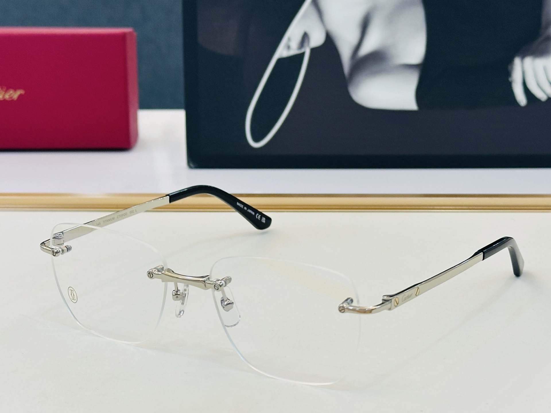 Cartier-卡家 ✨CT0512O Size：57口17-145 不挑脸型 简约大气 时尚休闲 钛架👌👃J框型简约 
