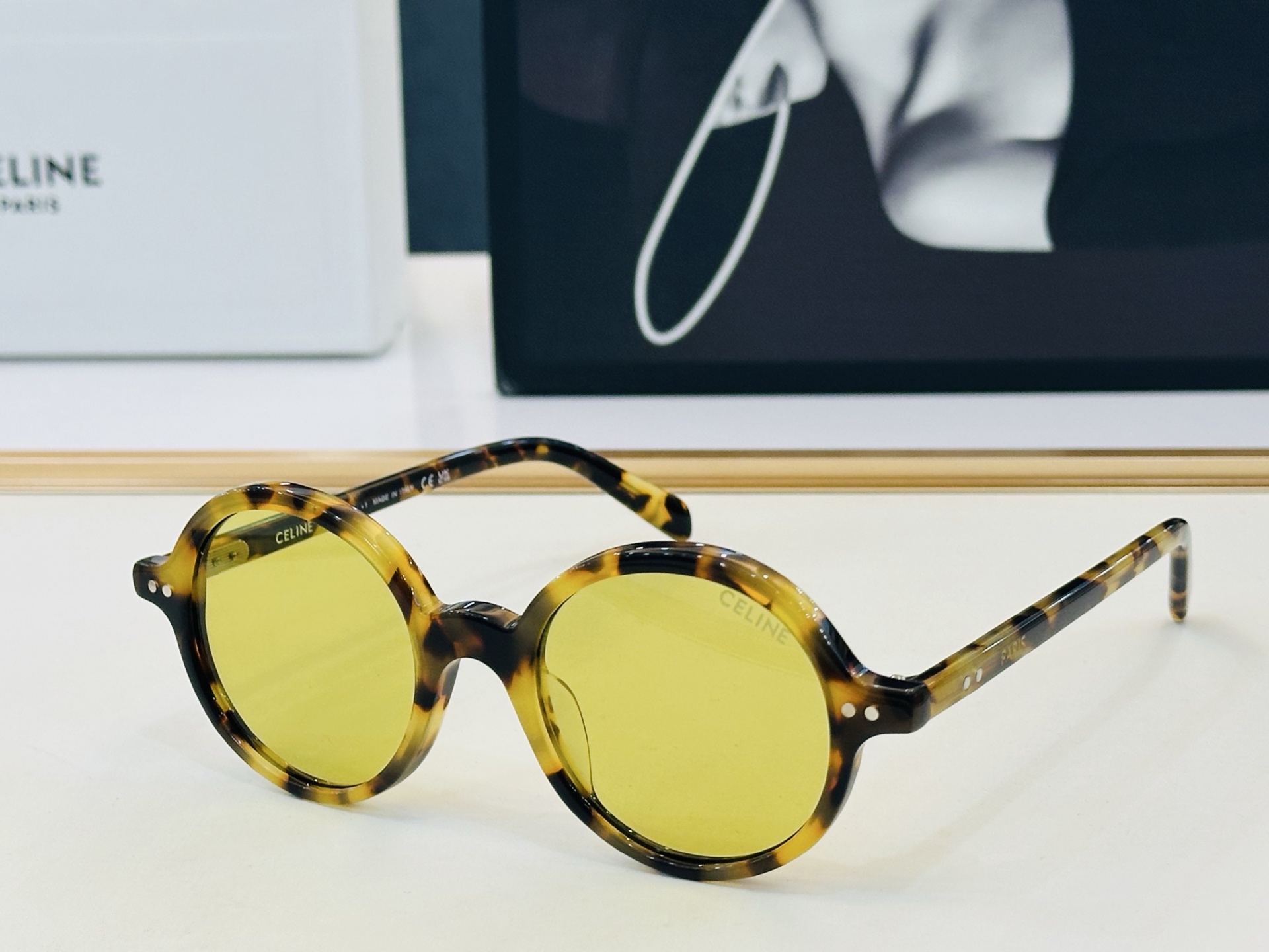 【CELINE】赛琳 CL40365U Size：48口20-140  一直热销的款式 欧美风 光泽度好 质感强  C工