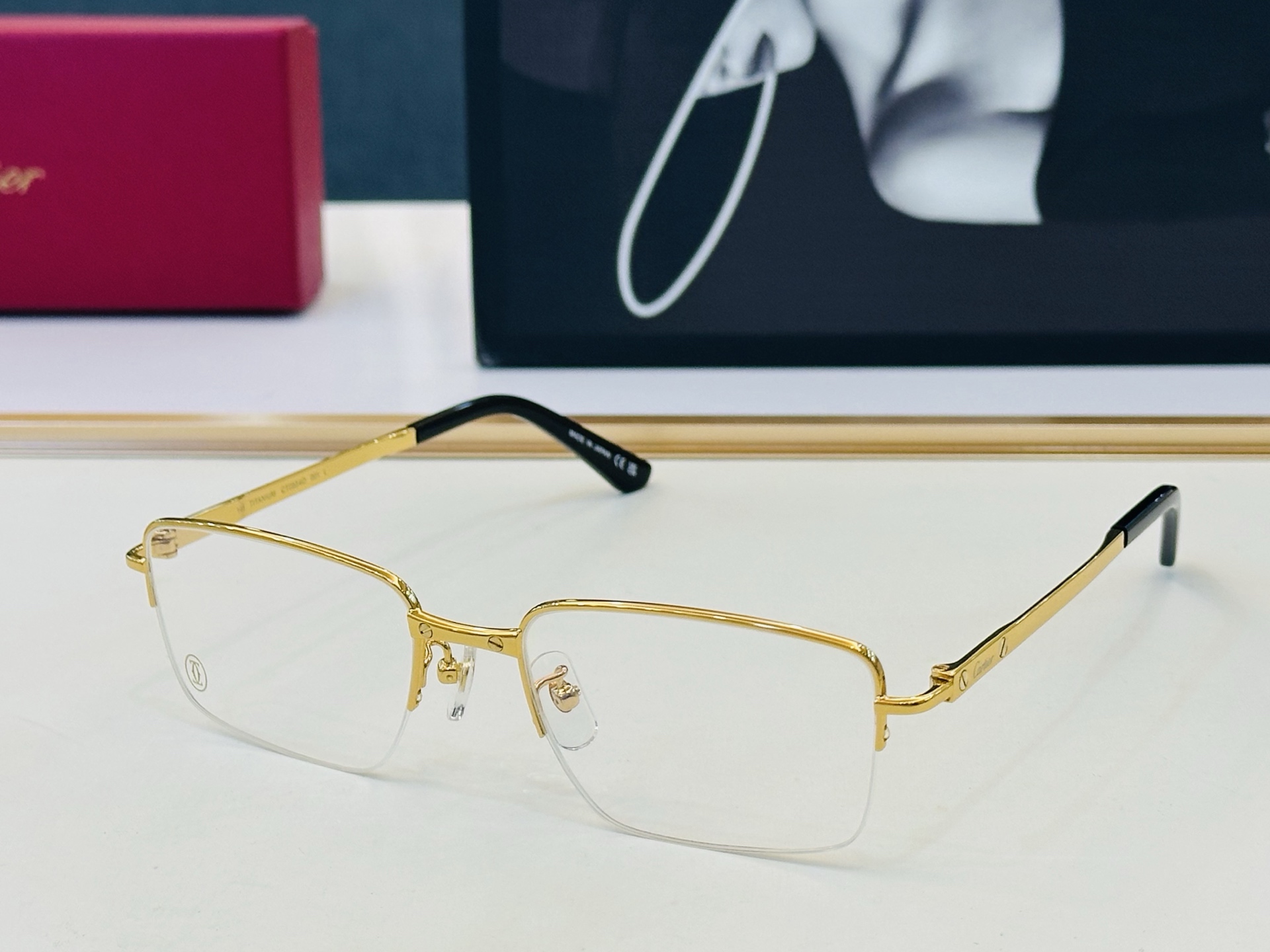 Cartier-卡家 ✨CT0554O Size：56口18-145 不挑脸型 简约大气 时尚休闲 钛架👌👃J框型简约 