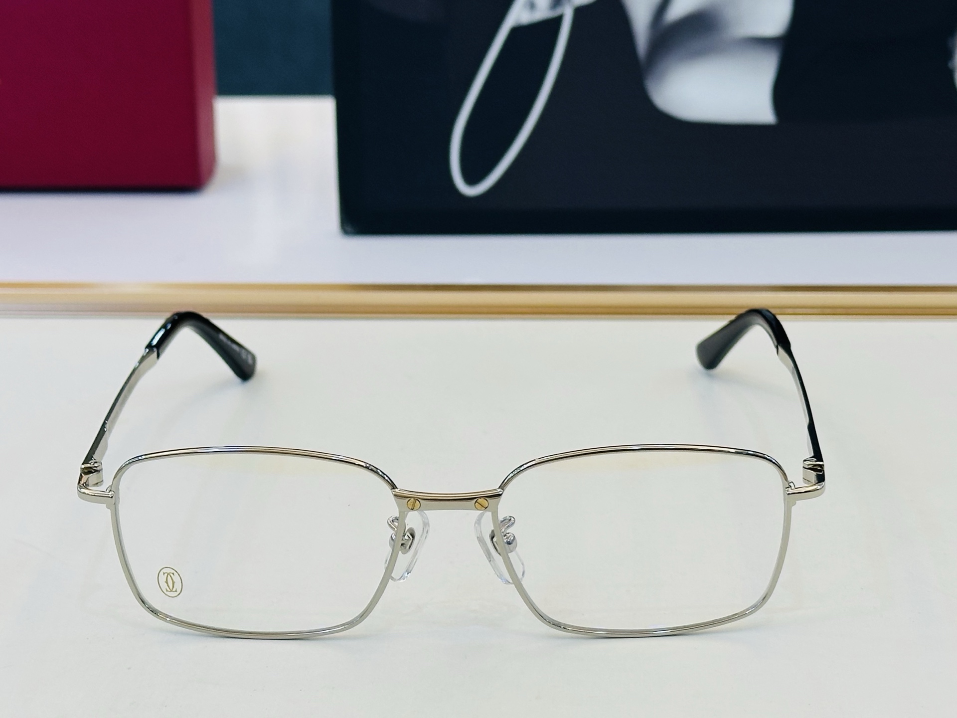 Cartier-卡家 ✨CT0555OA Size：55口17-145 不挑脸型 简约大气 时尚休闲 钛架👌👃J框型简约