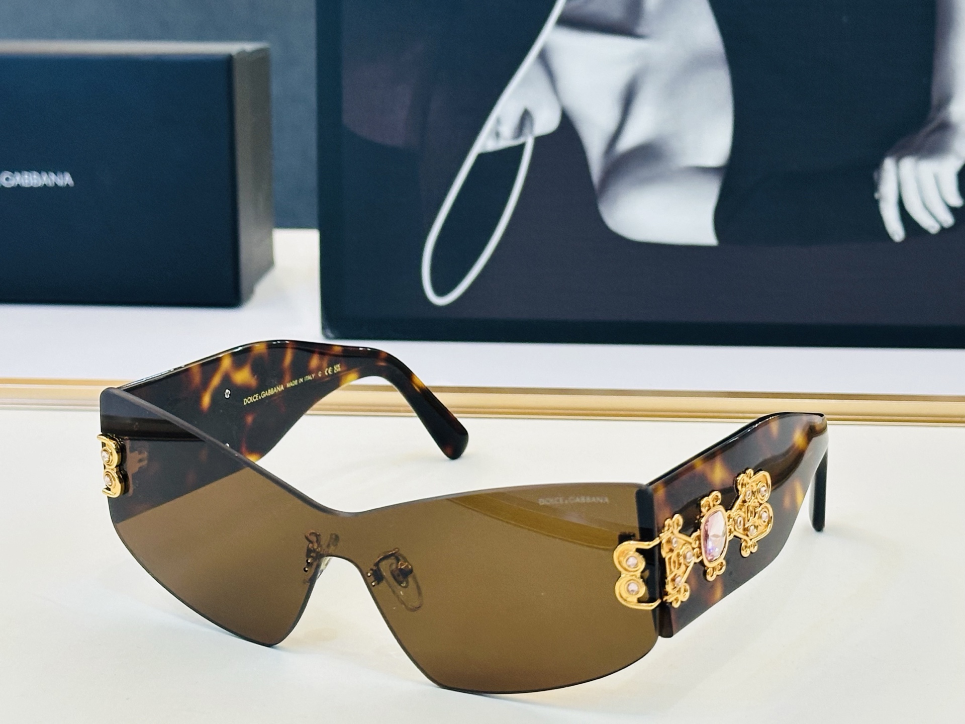 🆕 官网款 🔺DOLCE&GABBAN*🔻杜嘉班*纳新品 DG4526B Size：146口53-145  新颖独特众多
