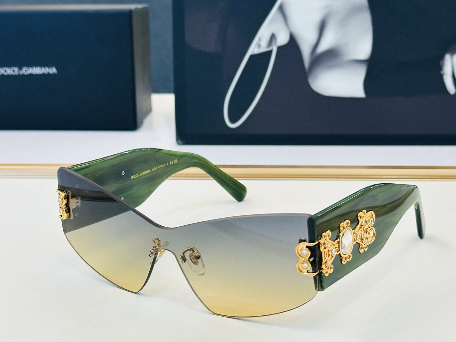 🆕 官网款 🔺DOLCE&GABBAN*🔻杜嘉班*纳新品 DG4526B Size：146口53-145  新颖独特众多