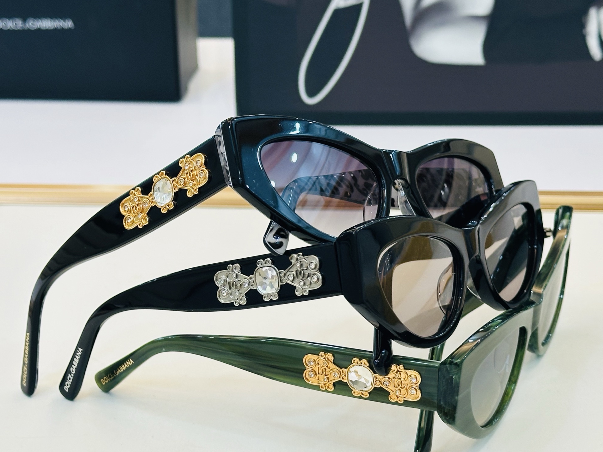🆕 官网款 🔺DOLCE&GABBAN*🔻杜嘉班*纳新品 DG1663LB Size：54口18-145  新颖独特众多