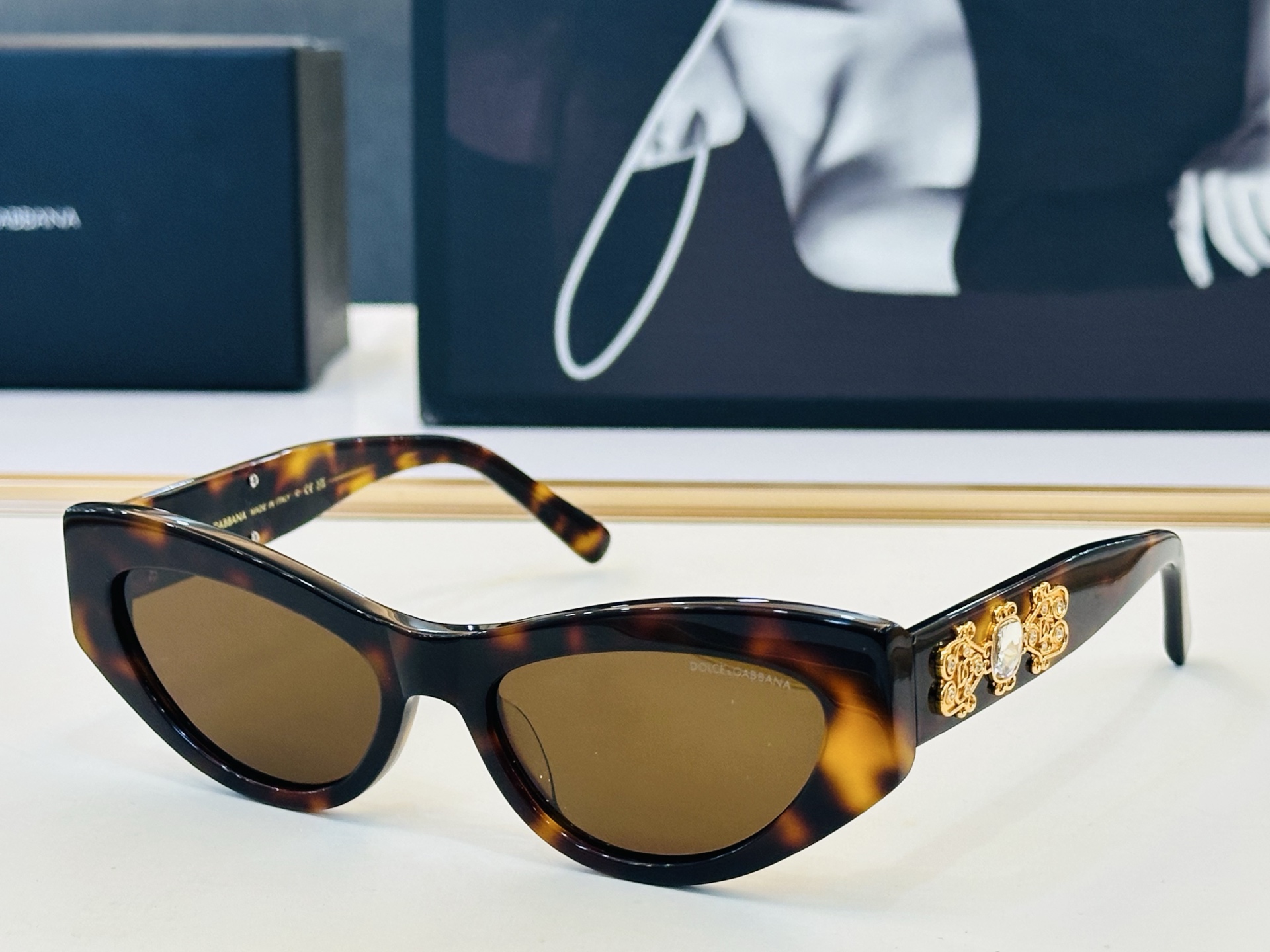 🆕 官网款 🔺DOLCE&GABBAN*🔻杜嘉班*纳新品 DG1663LB Size：54口18-145  新颖独特众多