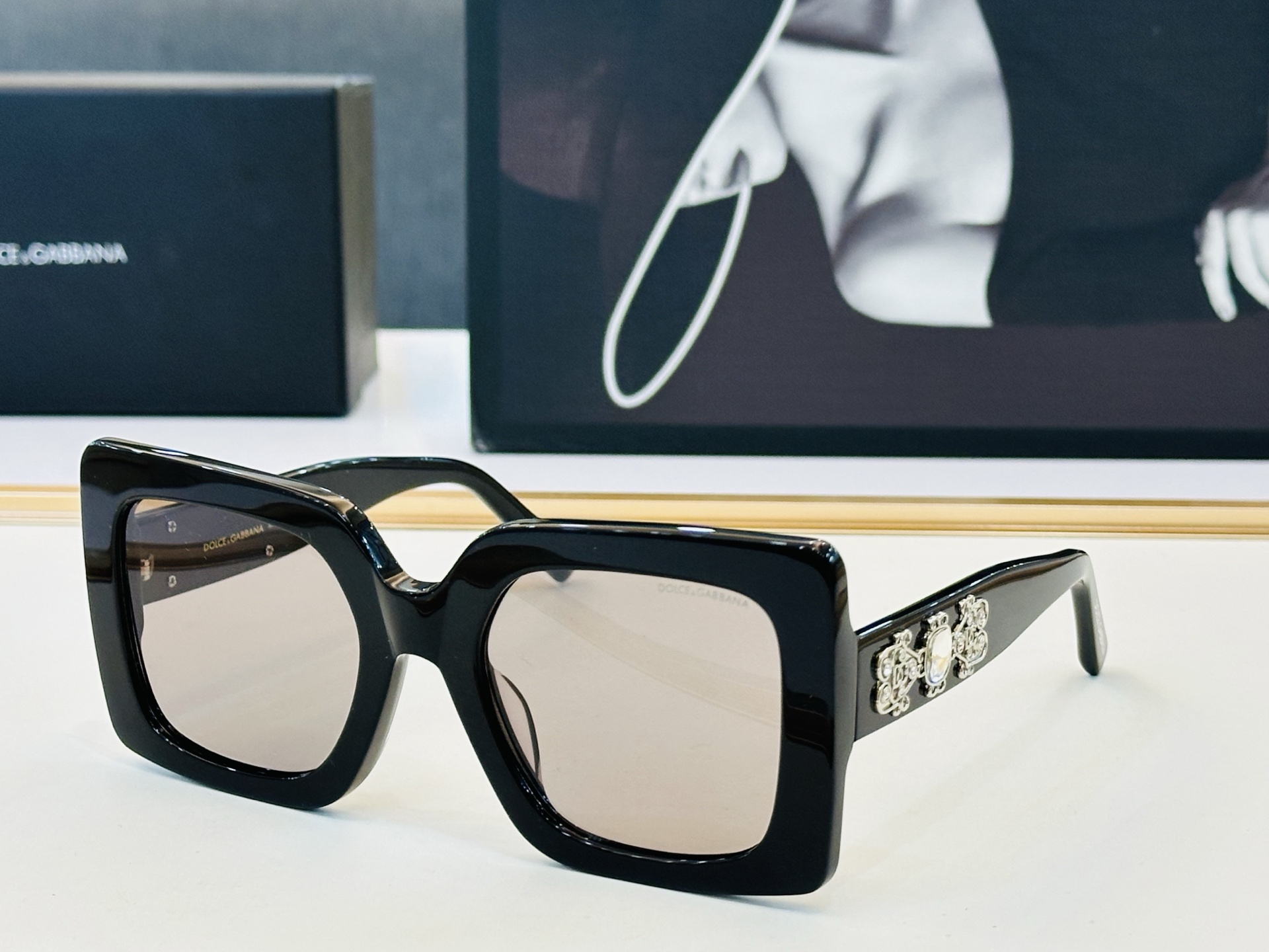 🆕 官网款 🔺DOLCE&GABBAN*🔻杜嘉班*纳新品 DG4525B Size：54口22-145  新颖独特众多颜