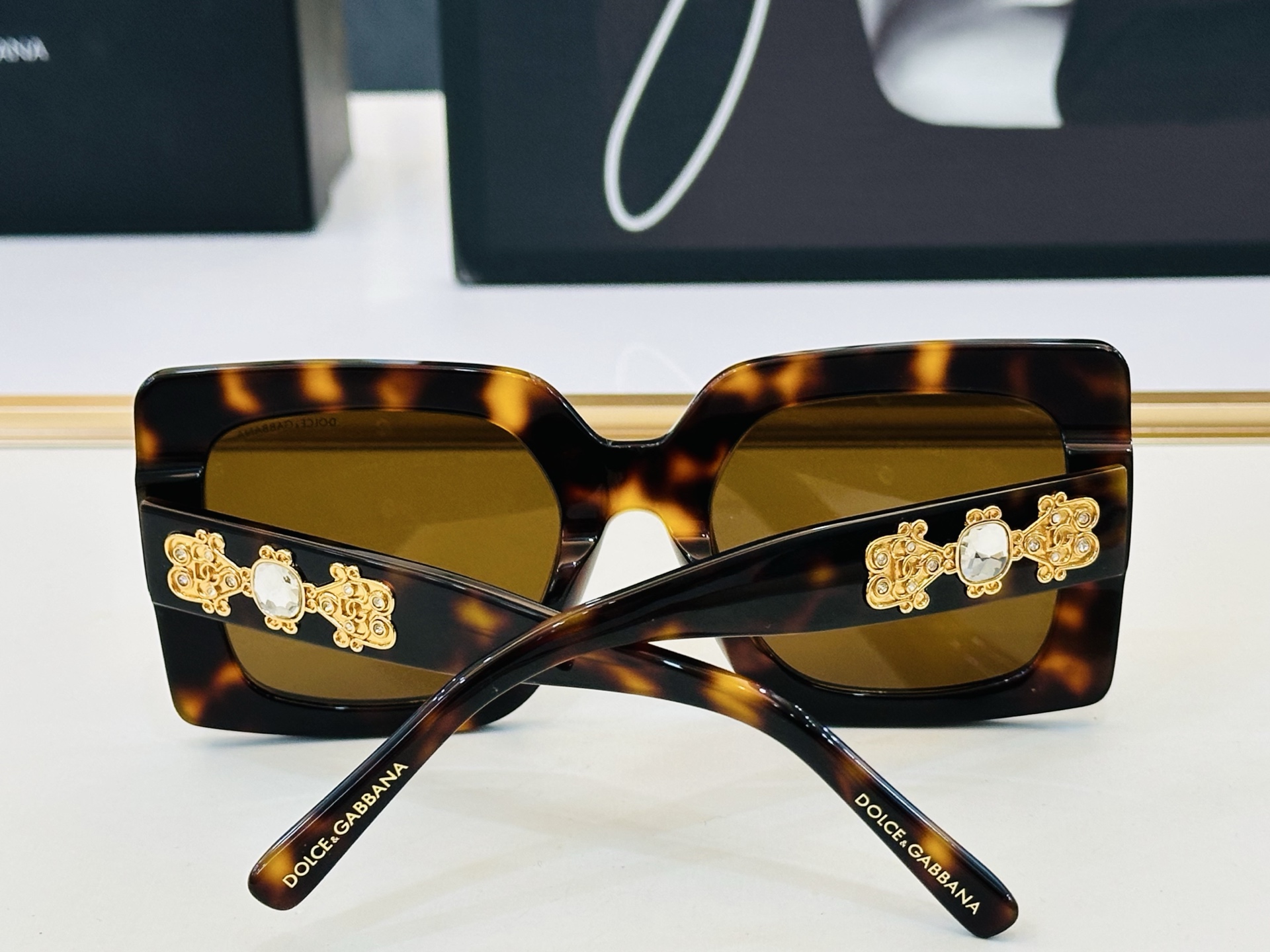 🆕 官网款 🔺DOLCE&GABBAN*🔻杜嘉班*纳新品 DG4525B Size：54口22-145  新颖独特众多颜