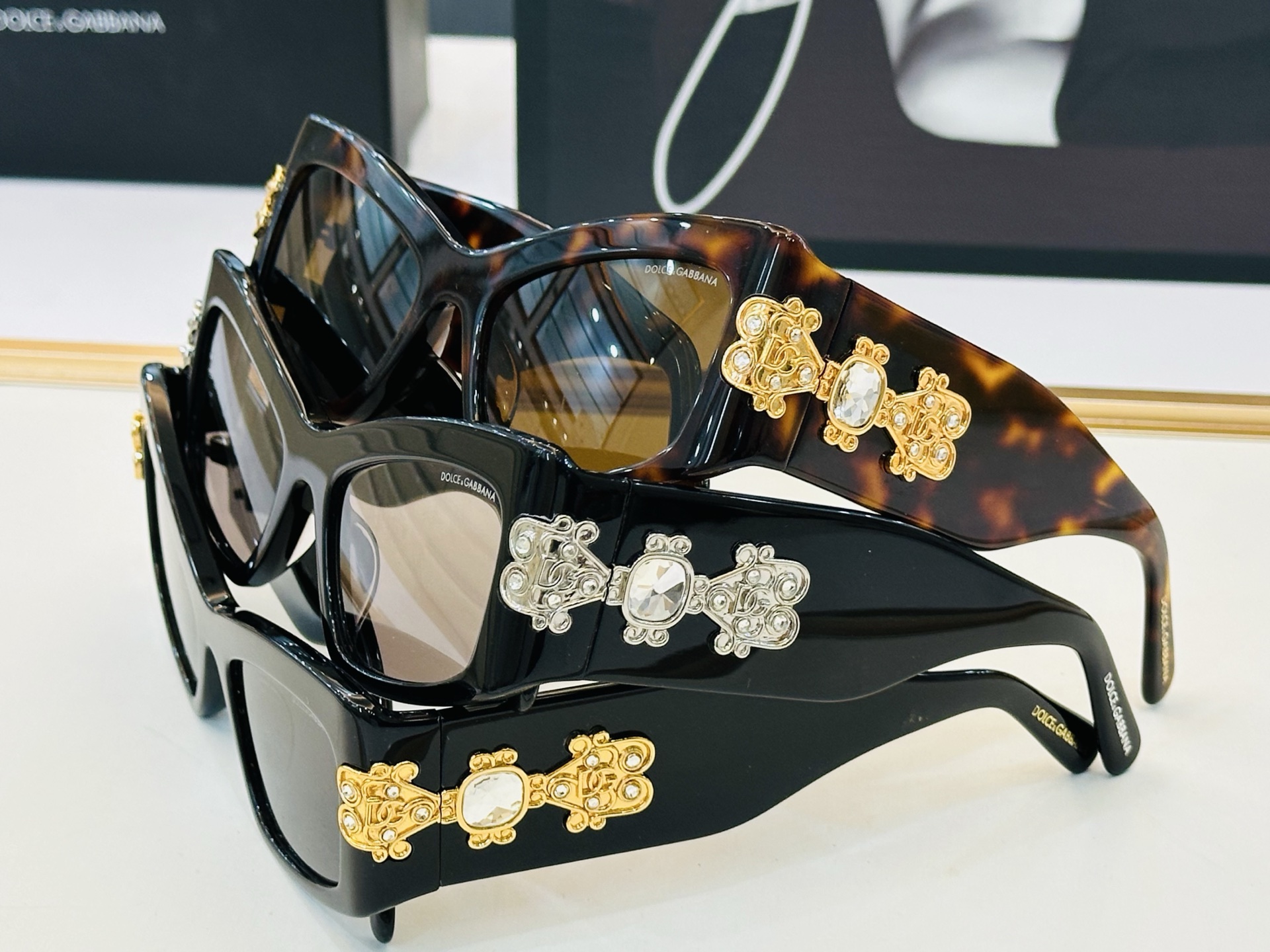 🆕 官网款 🔺DOLCE&GABBAN*🔻杜嘉班*纳新品 DG45254B  Size：55口20-142 新颖独特众多