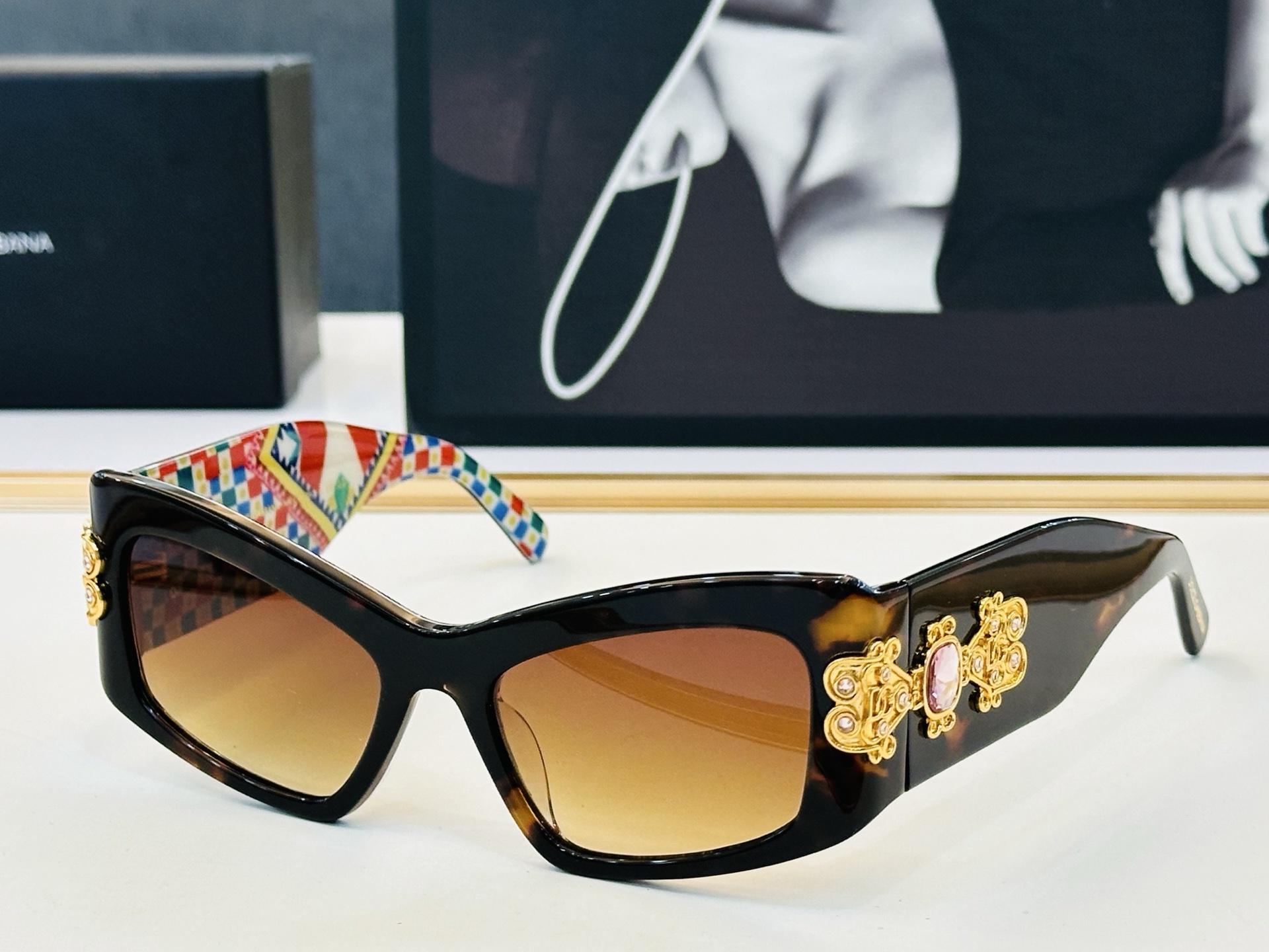 🆕 官网款 🔺DOLCE&GABBAN*🔻杜嘉班*纳新品 DG45254B  Size：55口20-142 新颖独特众多