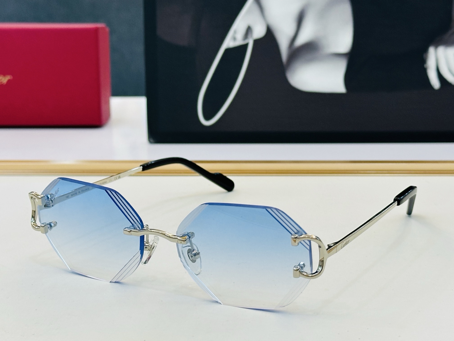🆕 原版Cartie* 卡家 官网经典款 太阳镜 CT01825 Size：57口18-142 电镀工艺精湛大牌品 L戴