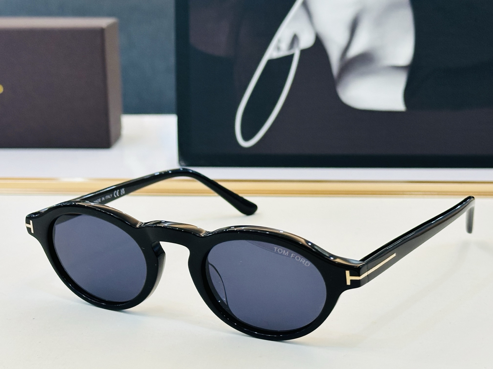 🆕款 TOM FORD🏇汤姆家 MODEL:FT1332  Size：48口23-145 🈷️😍时尚潮流 CC超轻 太阳