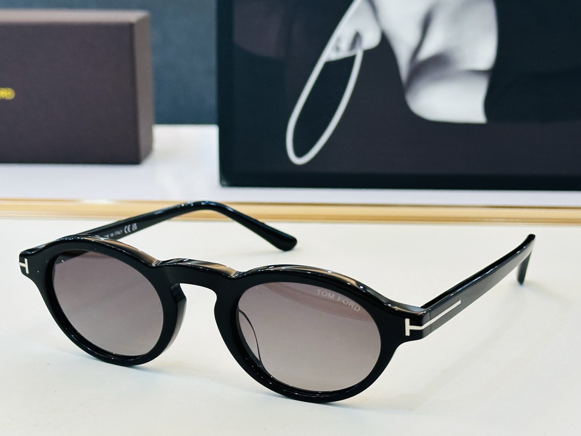 🆕款 TOM FORD🏇汤姆家 MODEL:FT1332  Size：48口23-145 🈷️😍时尚潮流 CC超轻 太阳
