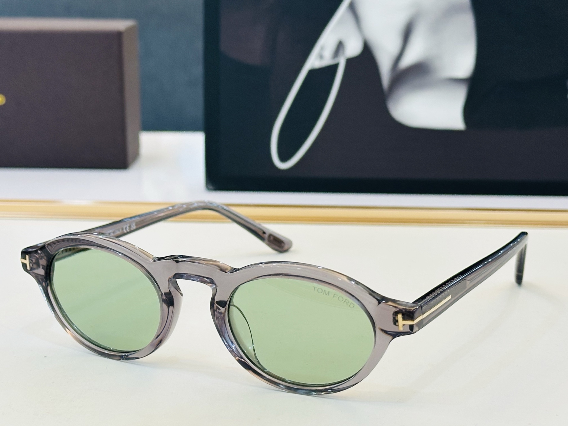 🆕款 TOM FORD🏇汤姆家 MODEL:FT1332  Size：48口23-145 🈷️😍时尚潮流 CC超轻 太阳