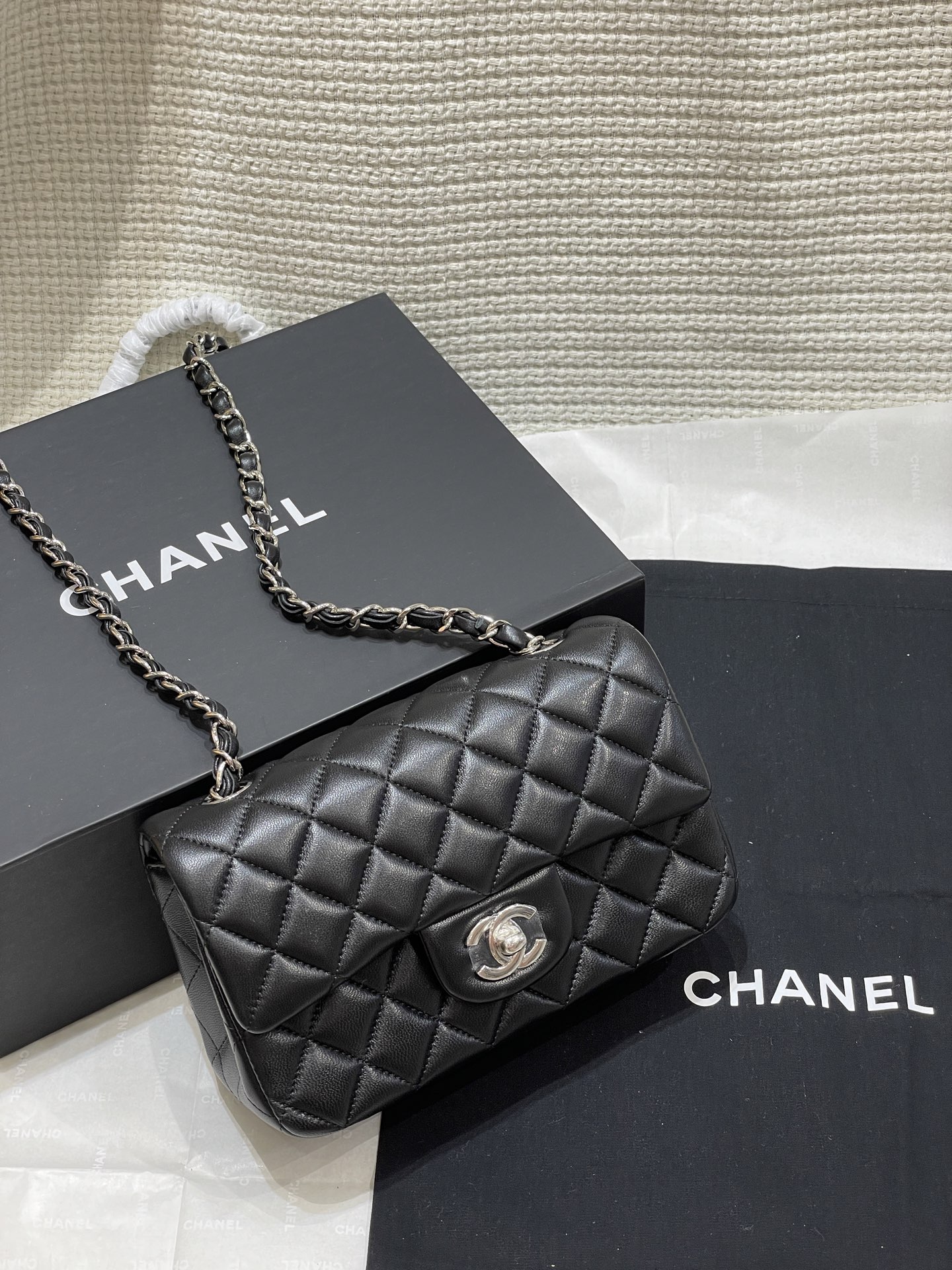 Chanel /460/470 羊皮升级版三个尺寸采用新版六角螺丝