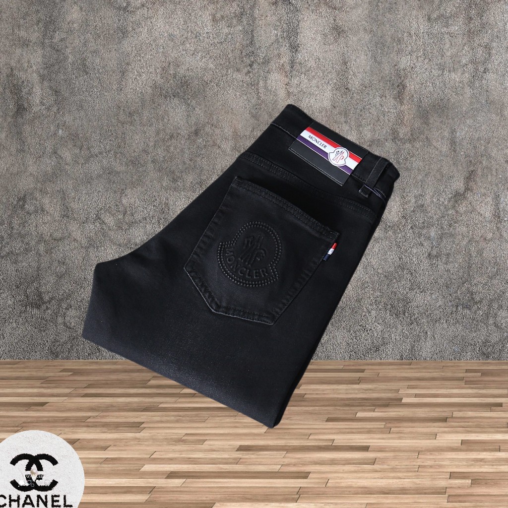 MONCLER 蒙口 秋冬最新牛仔裤 高級感と快適さを両立