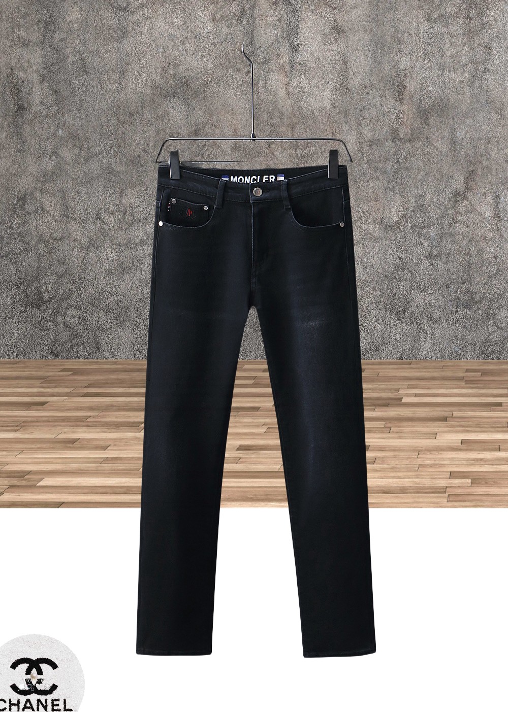 MONCLER 蒙口 秋冬最新牛仔裤 高級感と快適さを両立