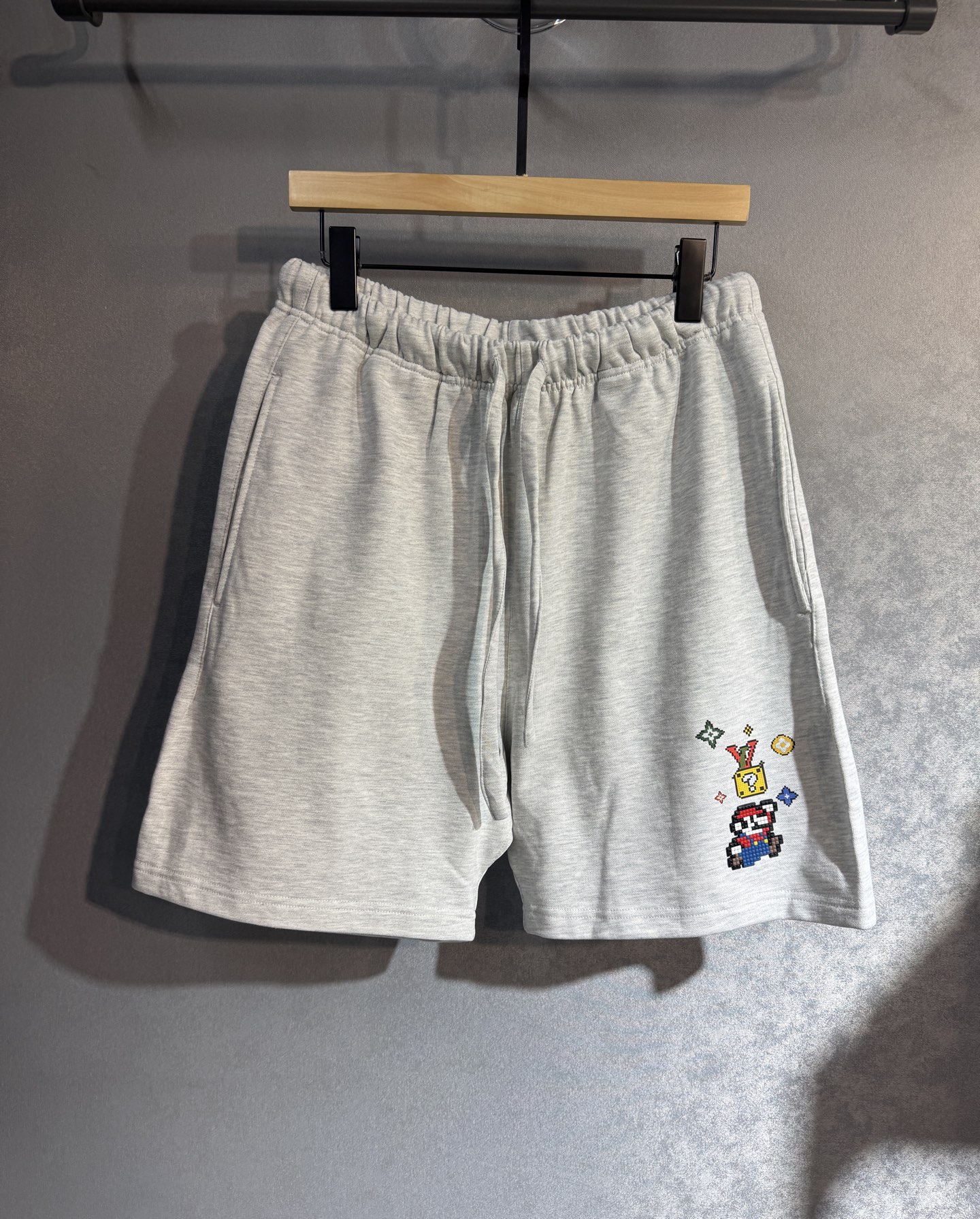 🔥LV 路易威登 (可搭一套)25SS新款春夏短袖 最高版本客供定制高端纯棉面料 简单时尚款，配色超级好