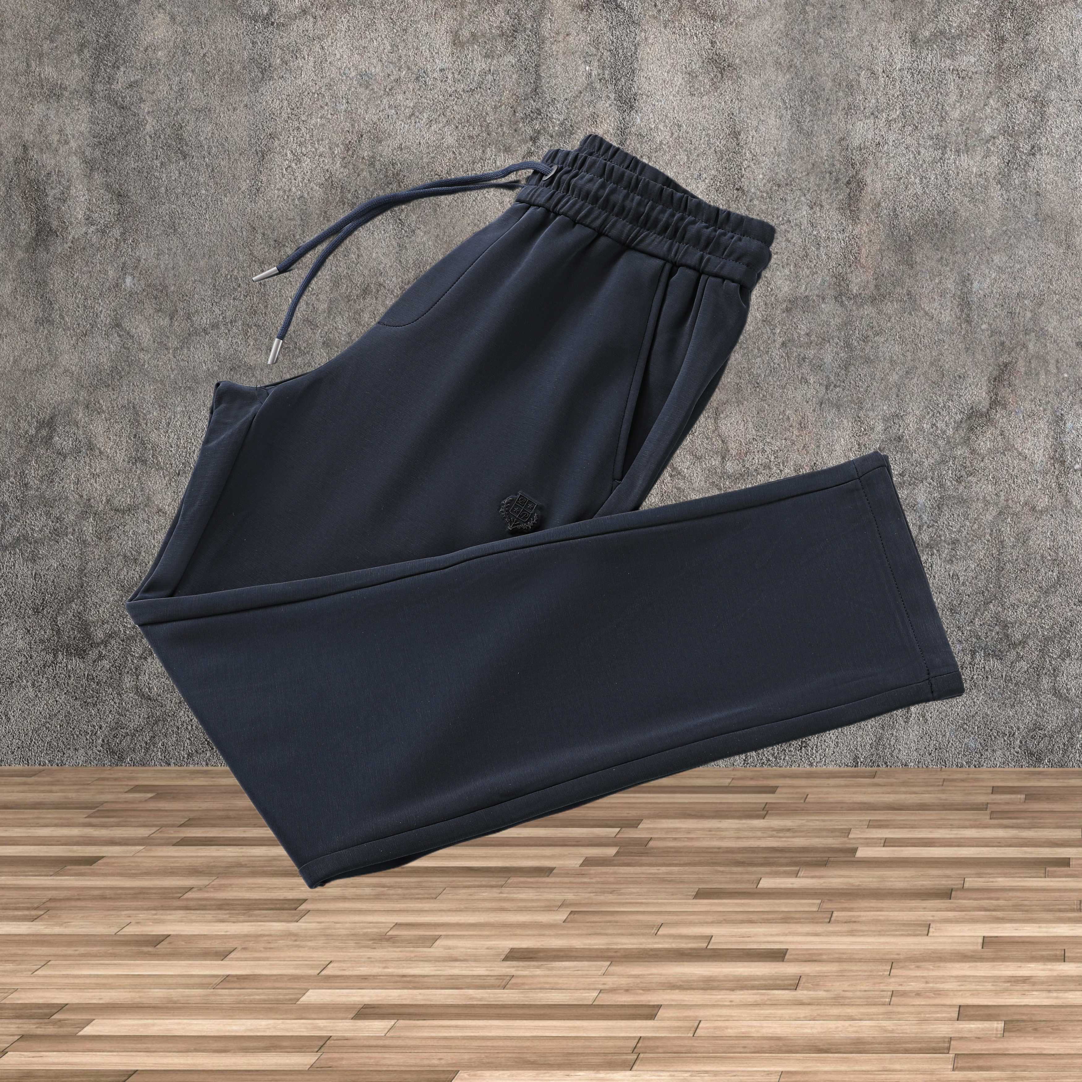 🔥lP🆕 诺悠翩雅秋冬新款休闲裤🔥专柜热销款 品味与价值共享 身穿着非常舒适 低调不失奢华 穿出去非常有