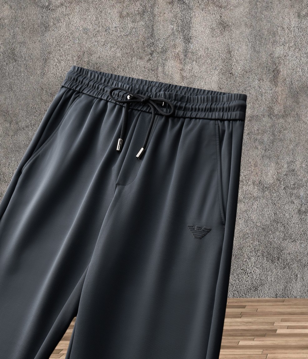 🔥ARMANI 阿玛尼 25年秋冬新品休闲裤🔥专柜热销款 品味与价值共享 身穿着非常舒适 低调不失奢华 
