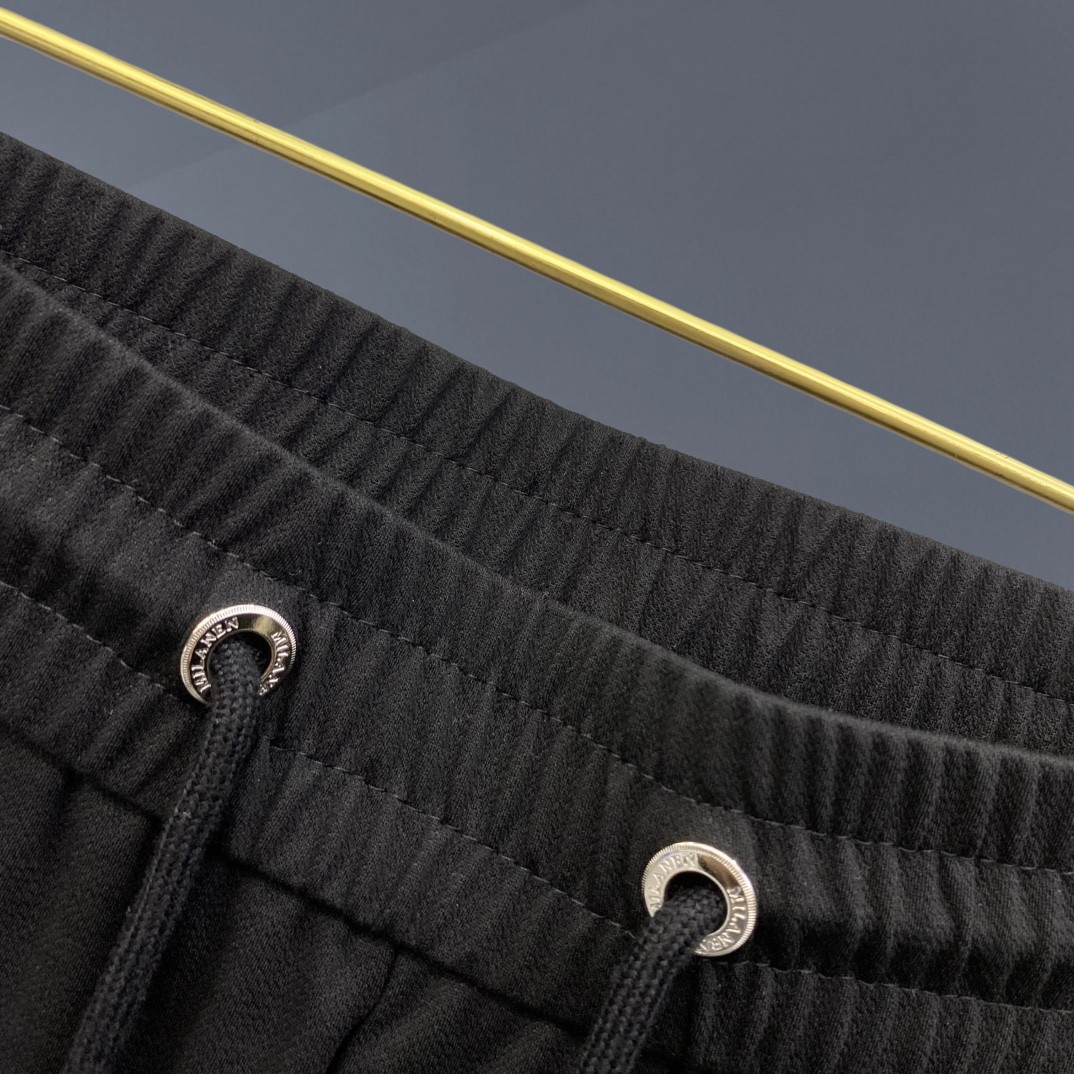 🔥HERMES 爱马仕 26年新品休闲裤🔥专柜热销款 品味与价值共享 身穿着非常舒适 低调不失奢华 穿出