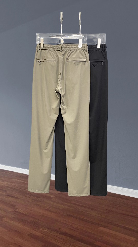 🔥PRADA 普拉达 26年新品休闲裤🔥专柜热销款 品味与价值共享 身穿着非常舒适 低调不失奢华 穿出去