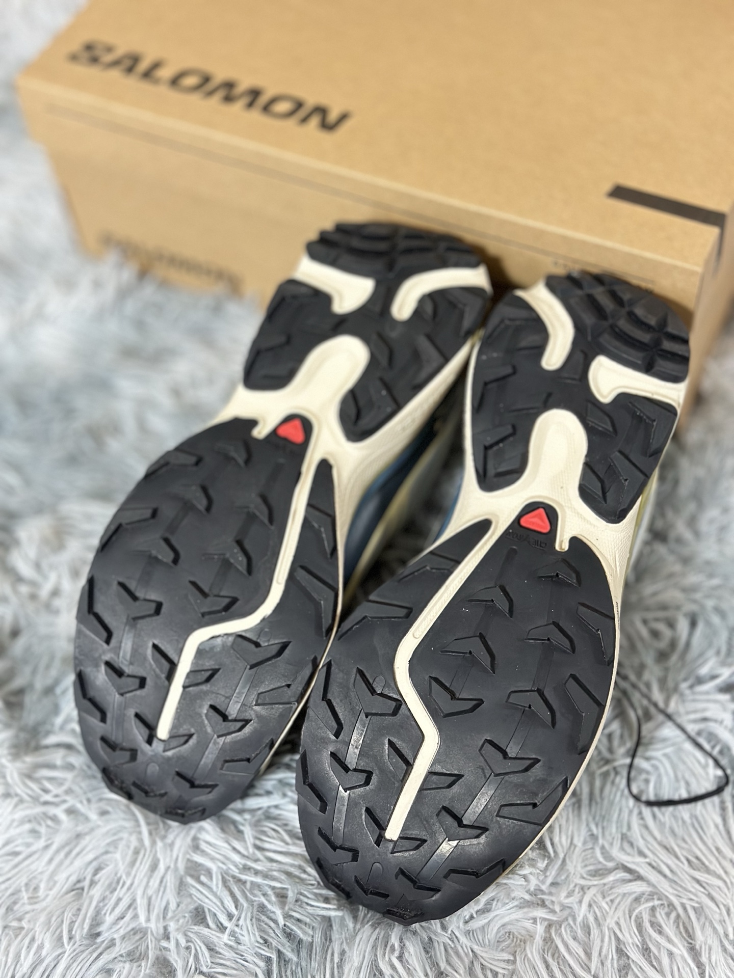 살로몬 신발 74805 이미지 9