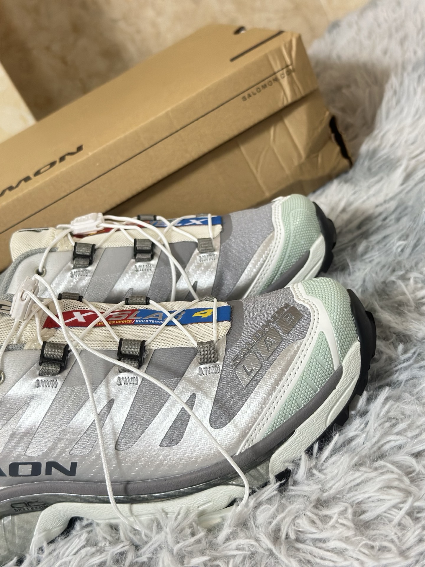 살로몬 XT-4 OG 남성 신발 74826 이미지 8