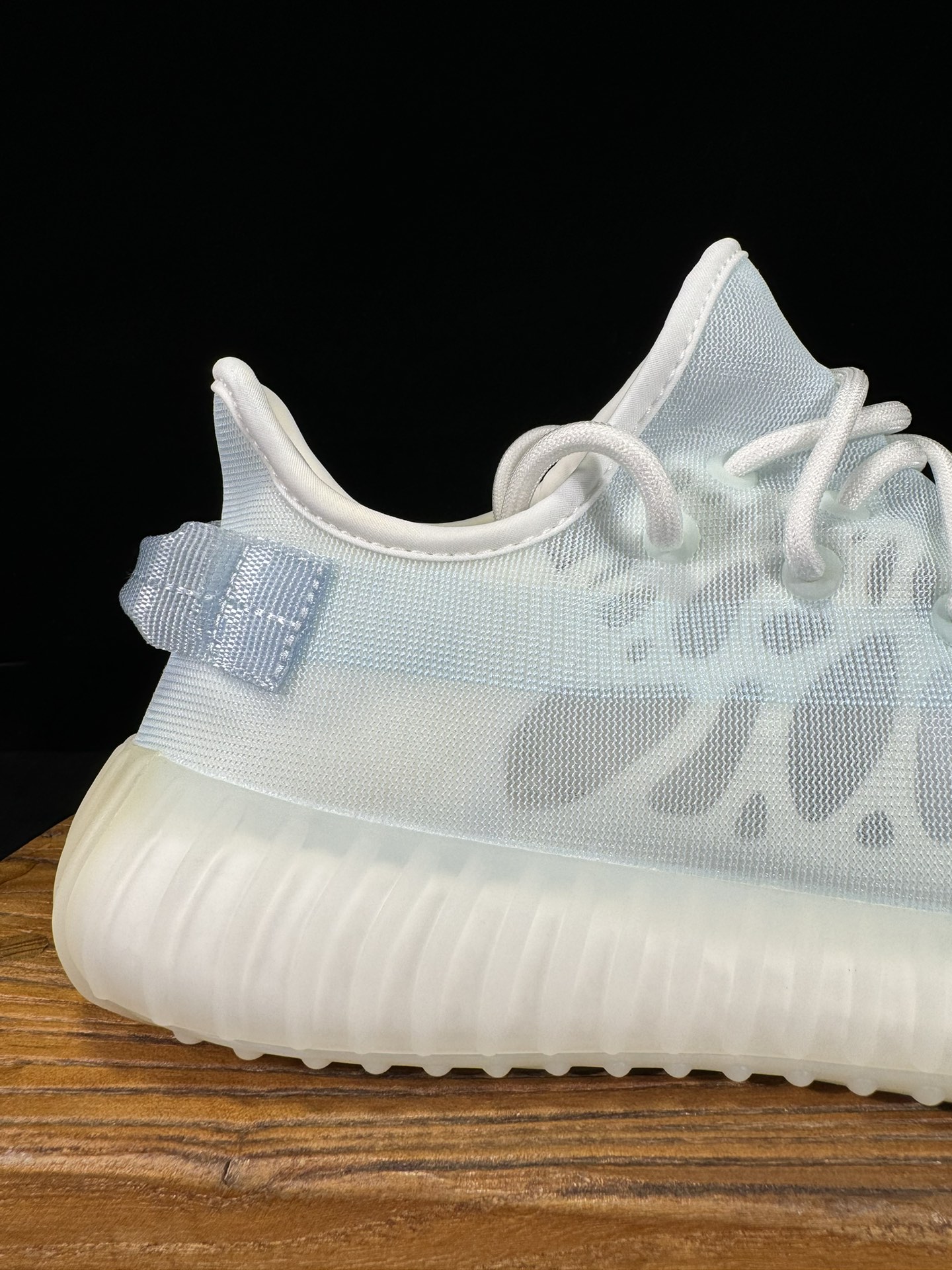 Yeezy350v2网纱冰蓝！限定天使市面椰子销量NO.1真遥遥领先！百万级销量最强性价比版本没有之一！